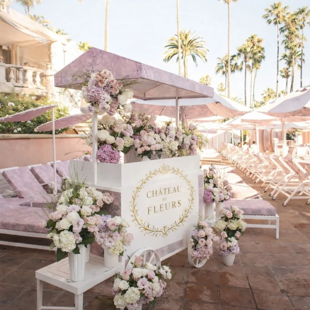 Planning your next brand event, product launch, or beauty pop up in Miami, FL?

Elevate the experience with custom luxury floral installations designed to transform spaces and create unforgettable moments for your guests and clients. 🌷

✨ At Ch&acir