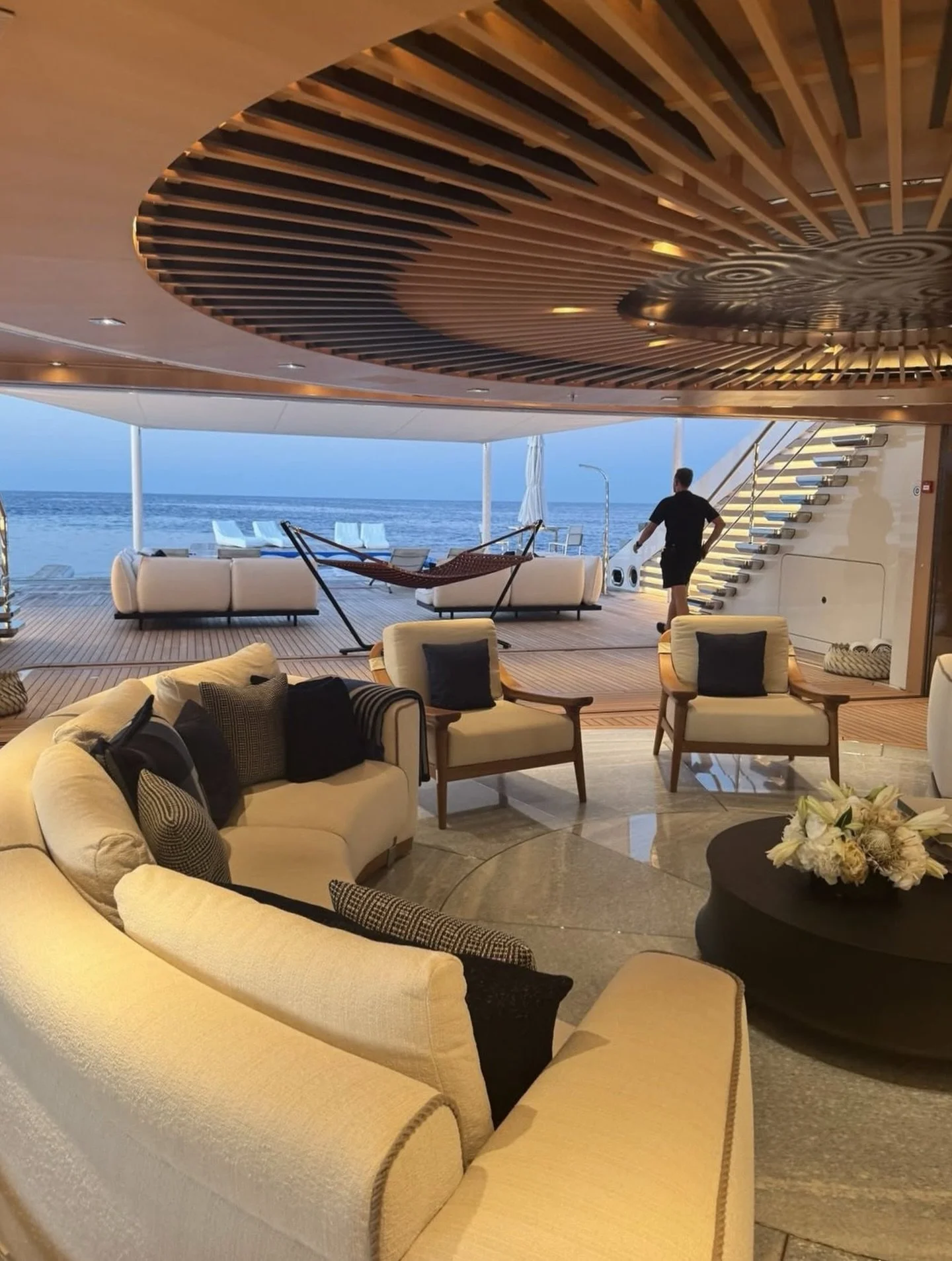 Ocean views and fresh blooms. Elegance in the details. 🌊💐✨

Whether you&rsquo;re celebrating on land or at sea, our flower arrangements are designed to elevate every moment with elegance and intention.

Bring the same refined beauty to your next ex