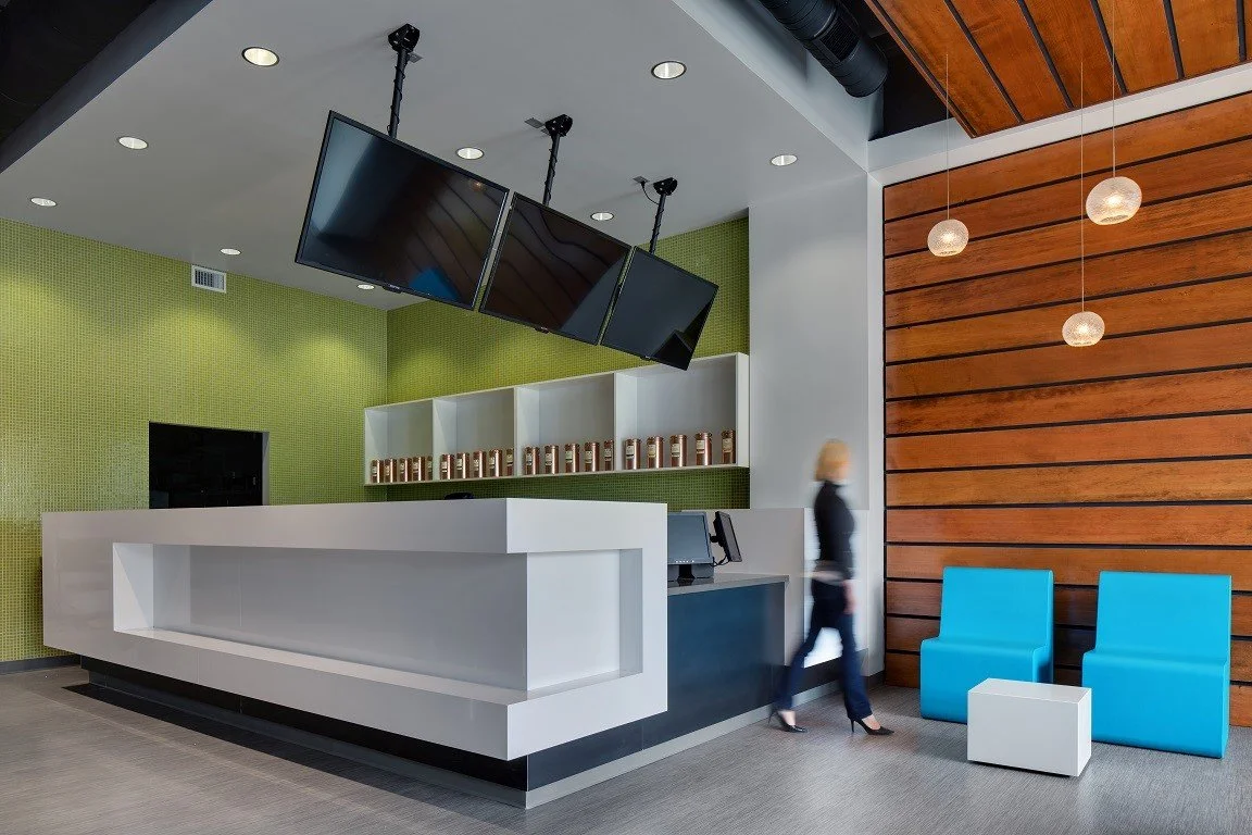 INTERIOR OF THIRST TEA