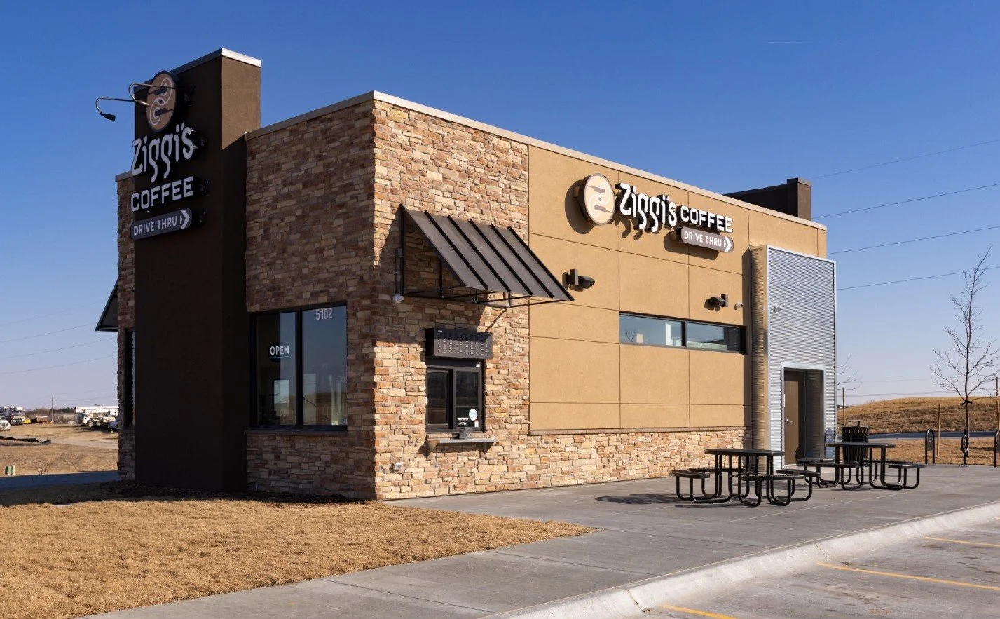 881A4111 (Large).jpg