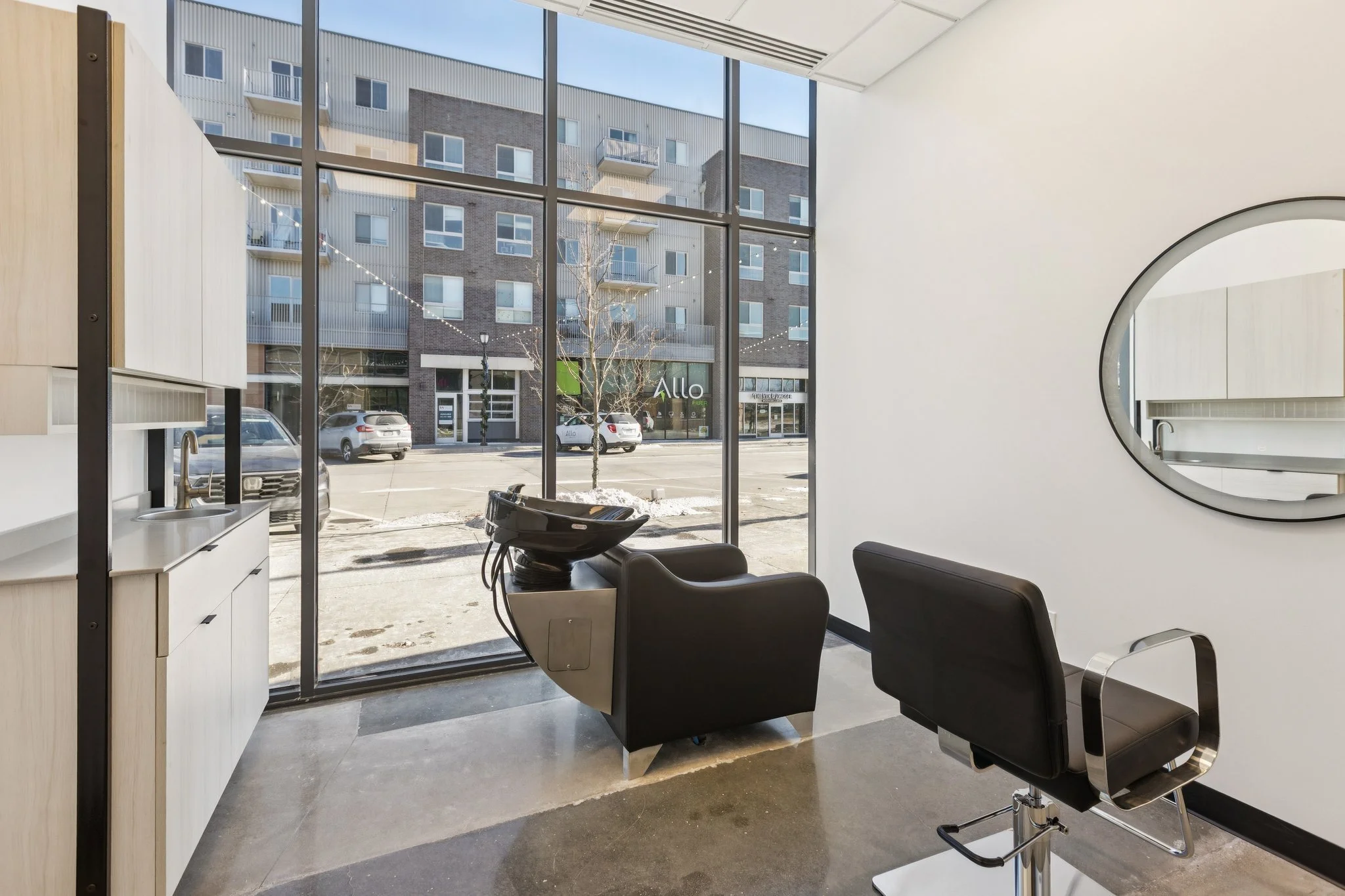 21-web-or-mls-7764 - 7878 Main St_021.jpg