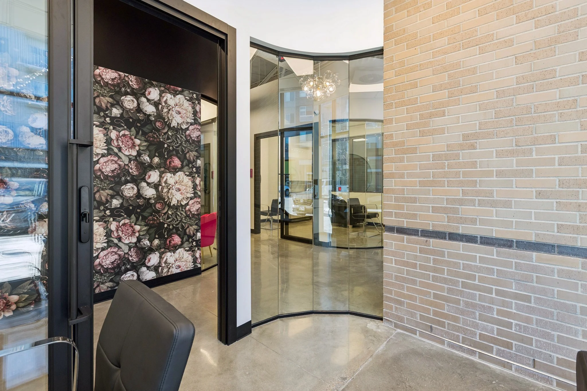 17-web-or-mls-7764 - 7878 Main St_017.jpg