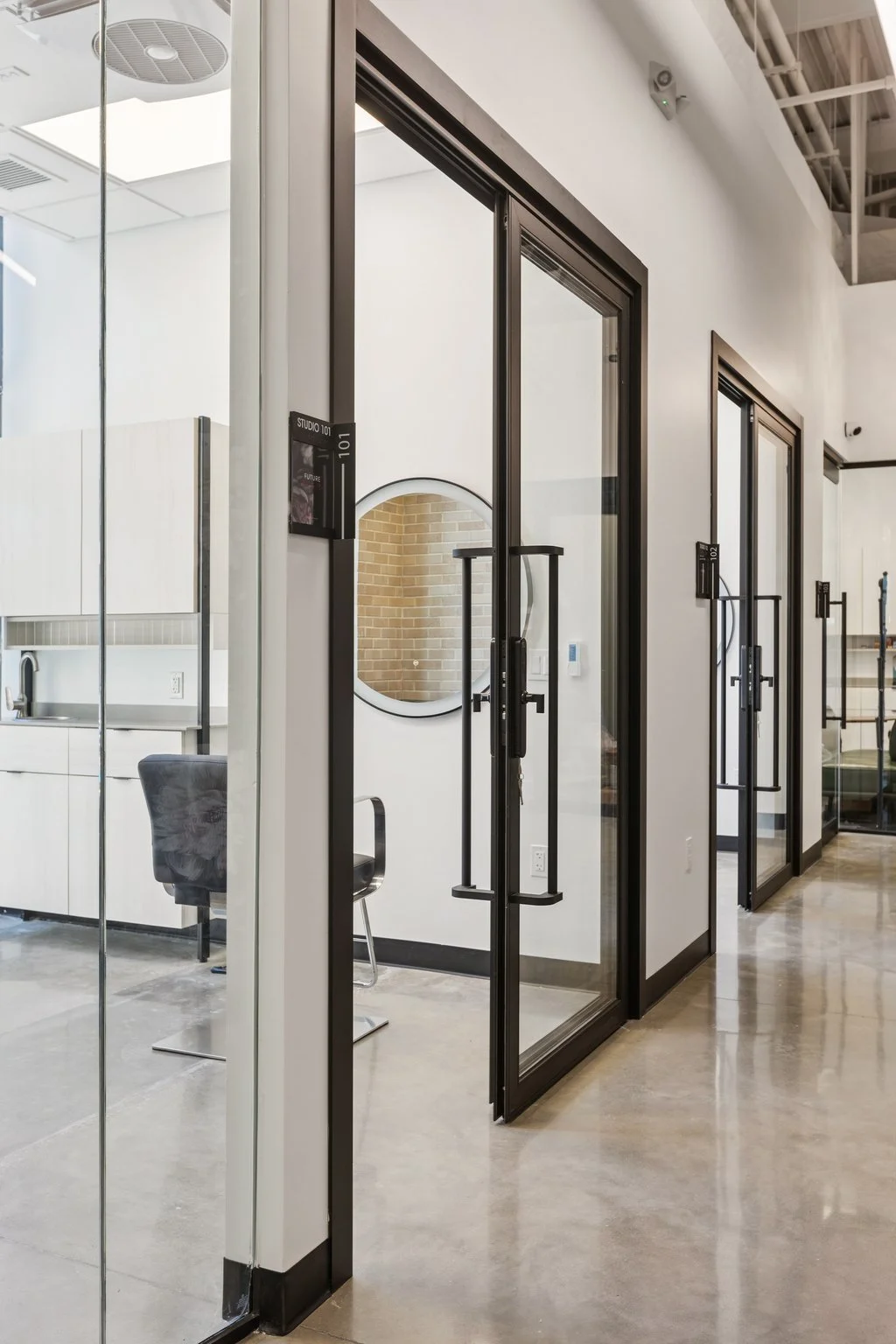 19-web-or-mls-7764 - 7878 Main St_019.jpg