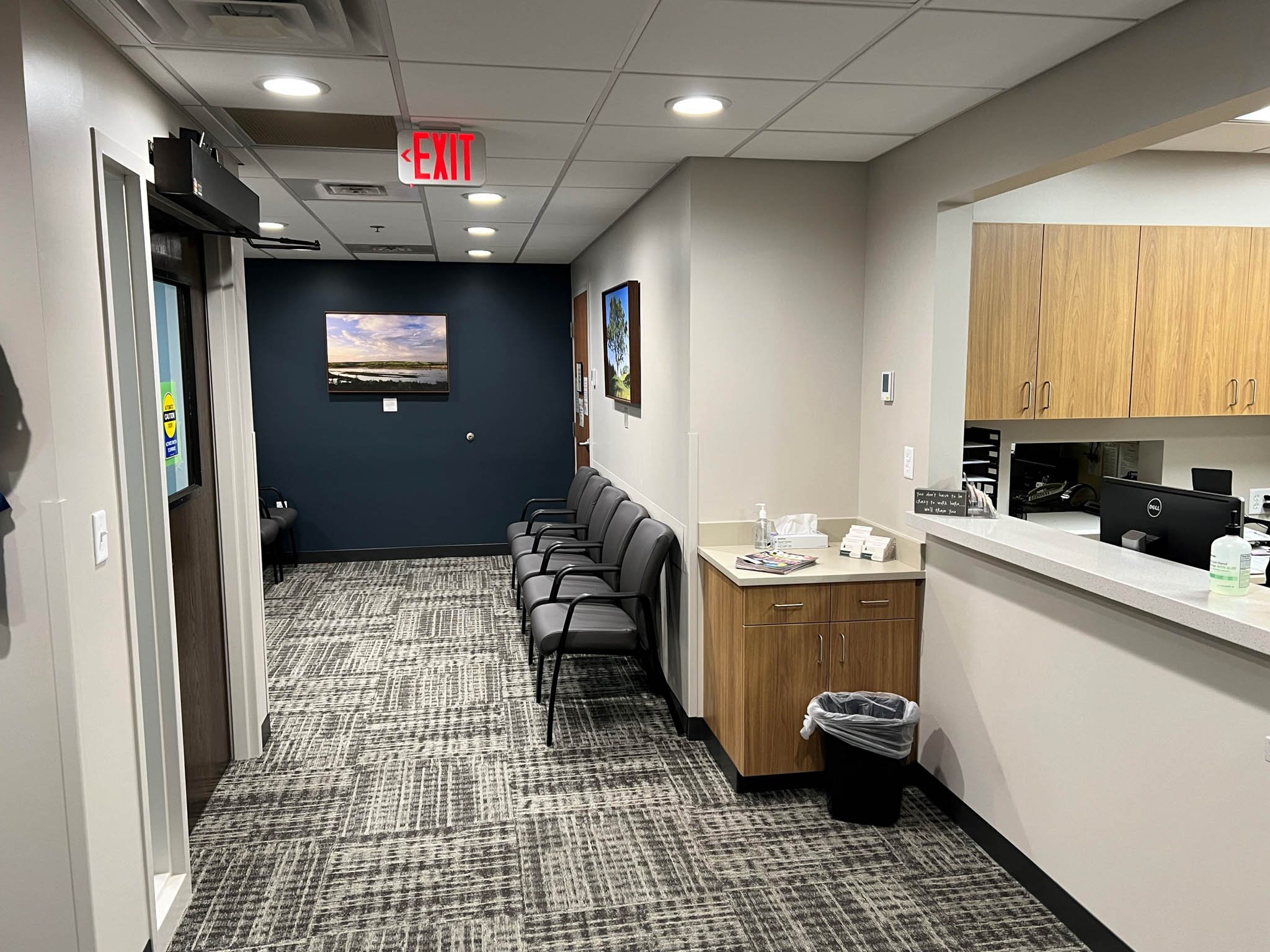 Lakeside-Internal-Medicine-Physicians-Office-9.jpg