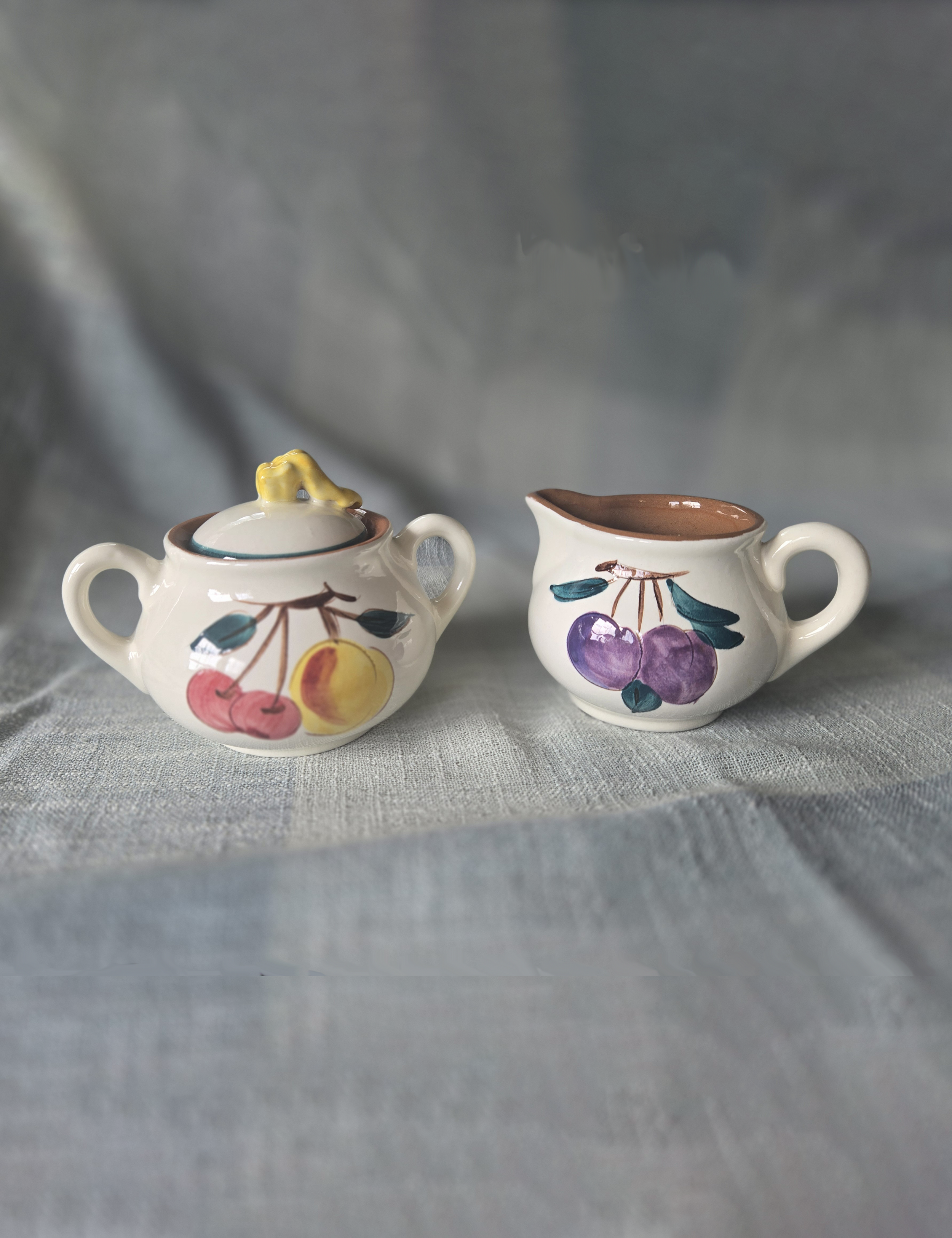 Stangl Pottery “Fruit” Sugar Bowl & Creamer Set – Hand-Painted Cottage Charm