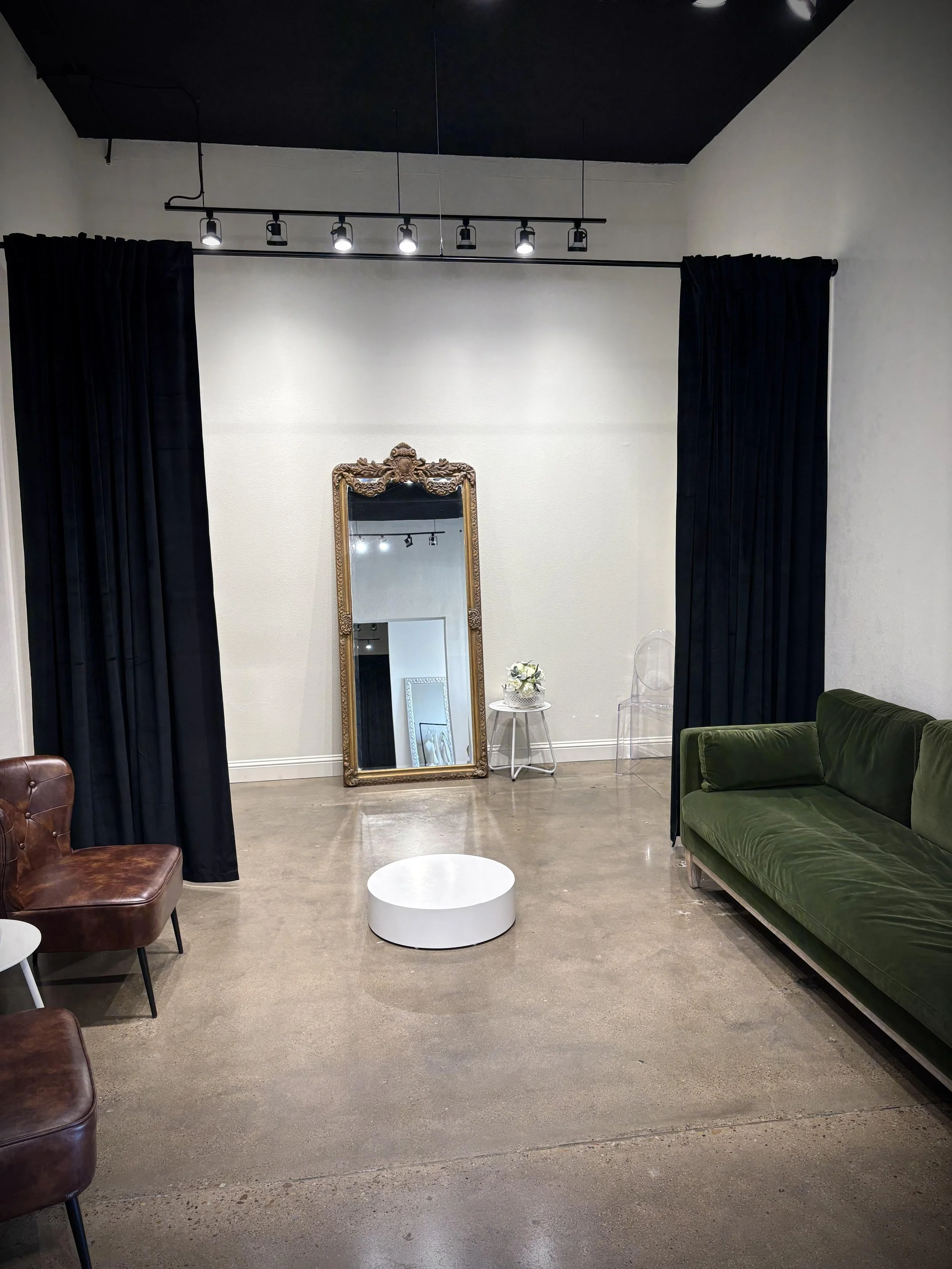 Store 2.jpg