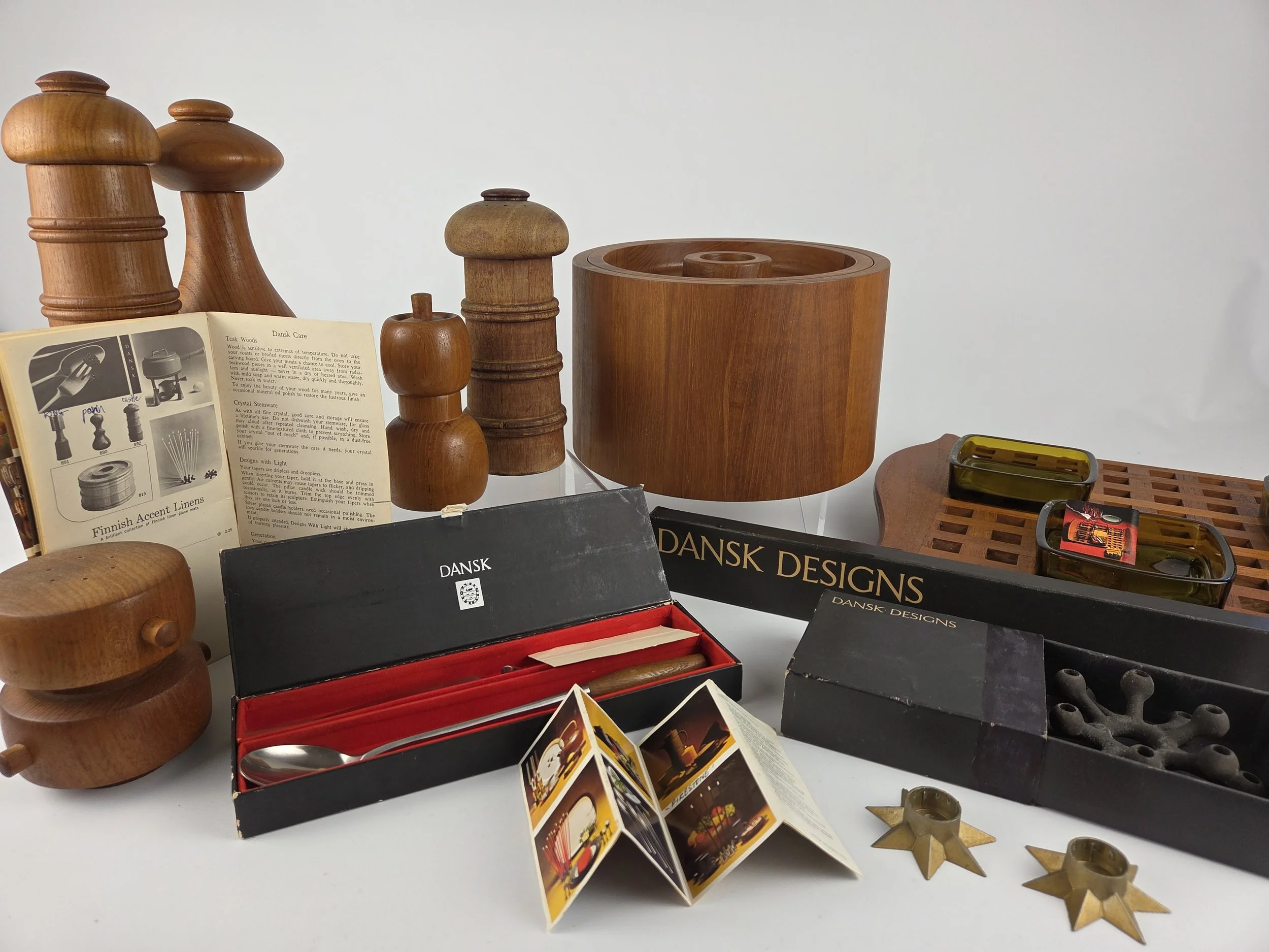 May 2026 - Carlisle Estate Auction. 
MCM Decor/Kitchenware, Extensive Vintage Collectible Dolls/Miniatures/Toys, Fine Art Supplies, Entire Home Contents, Tools/Woodworking