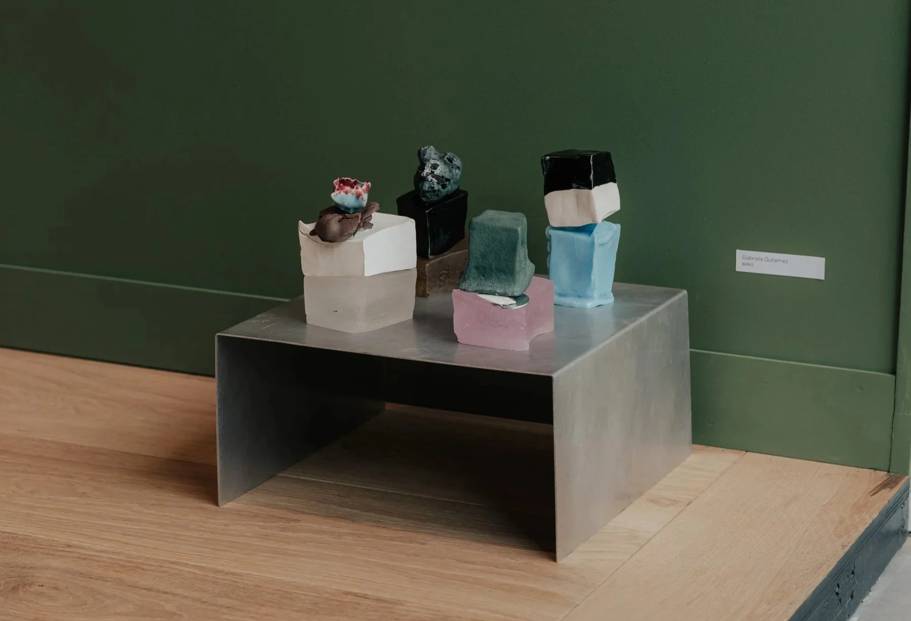 BAÑO
Porcelain, glass, terracotta, steel washers, aluminum 
12 x 12 x 10 in
2025