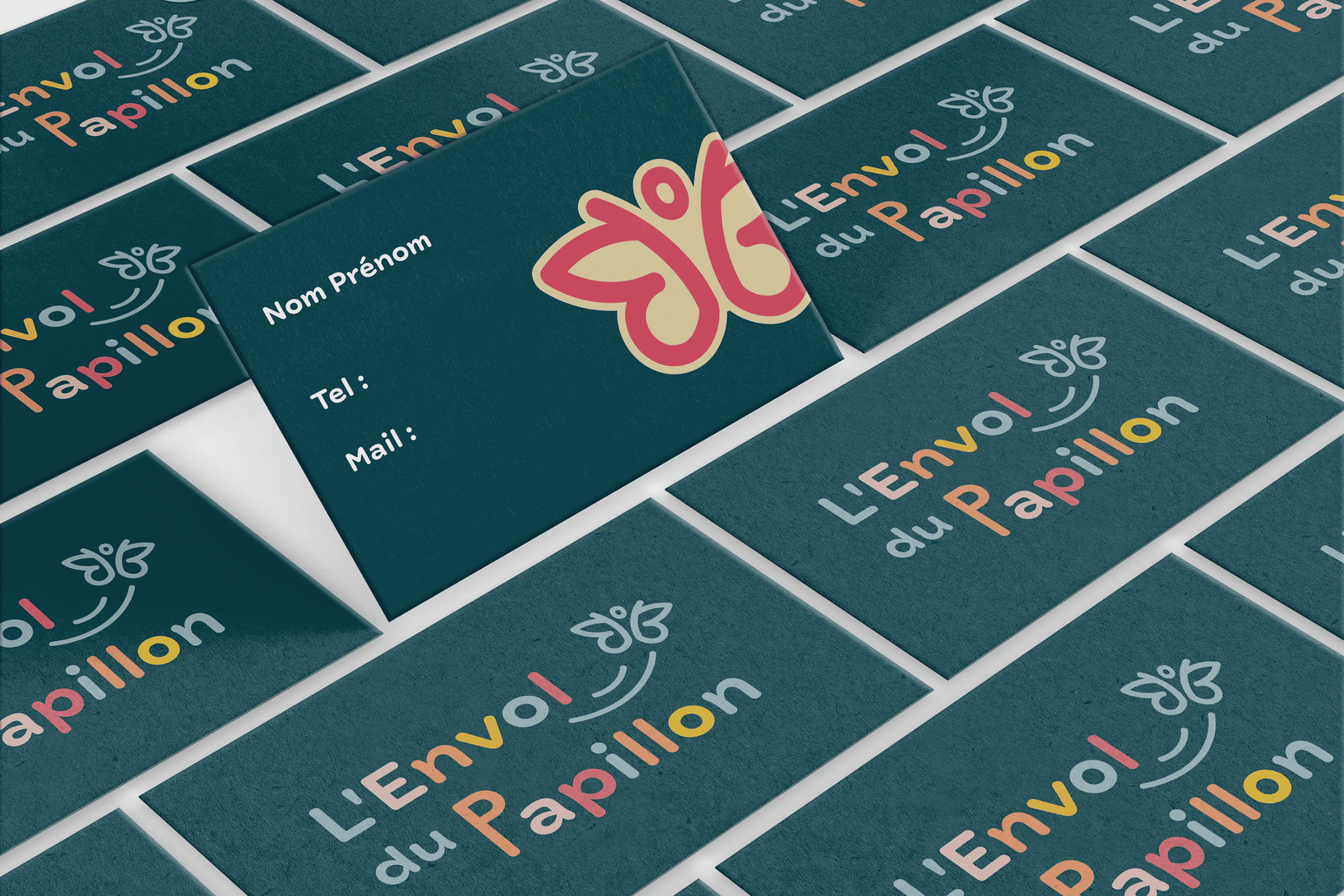 Lenvol-du-Papillon_identitevisuelle_Direction-artistique_support-de-com_2024.png