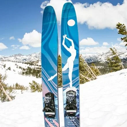 La Nieve skis standing in the snow