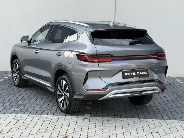 cb88ec69-ddf9-4cfb-a727-43336cbde34b_a96f23f6-1f13-4e82-bd2e-6099f4308565.webp