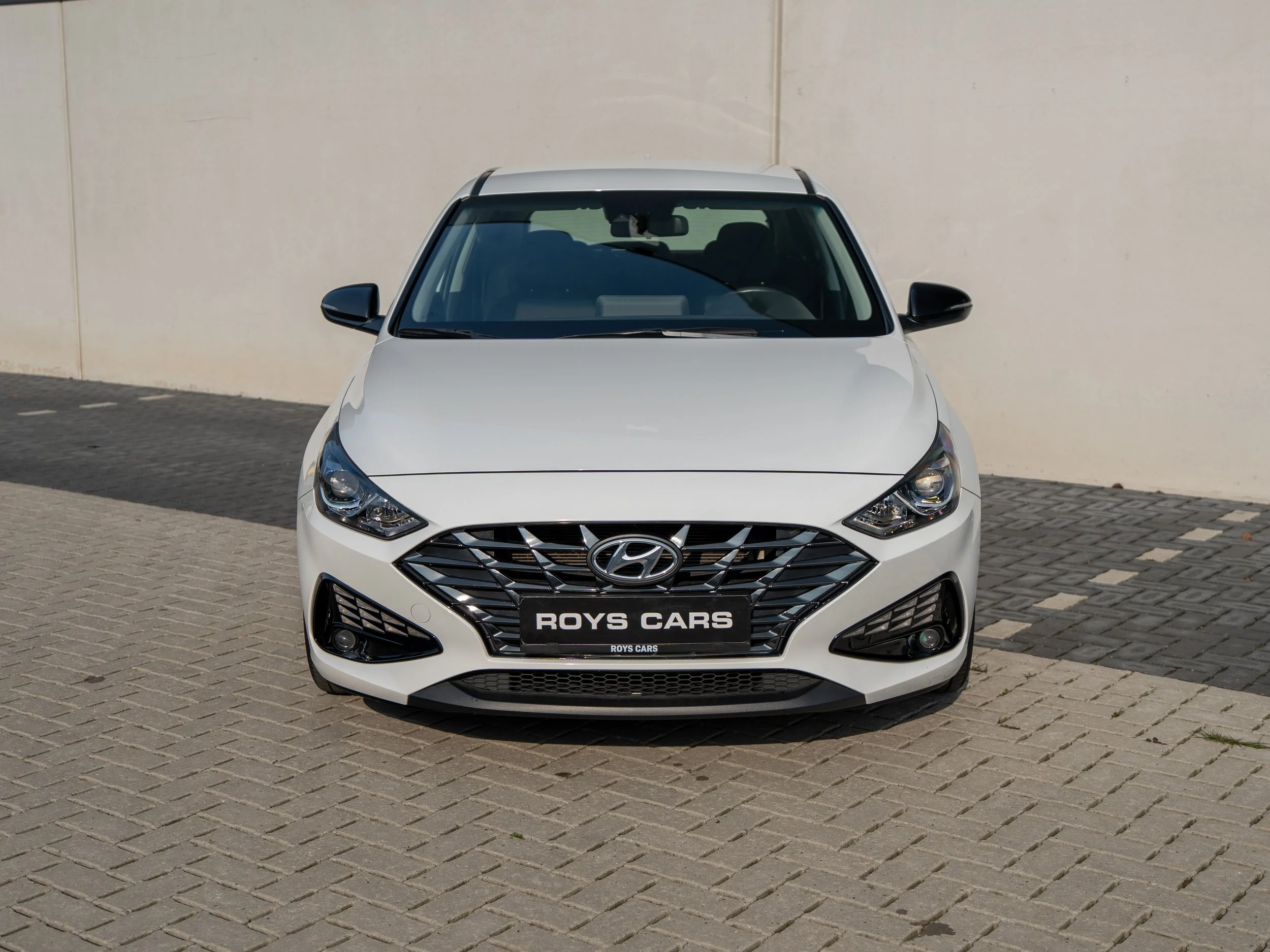 Roys - hyundai I20-22.jpg
