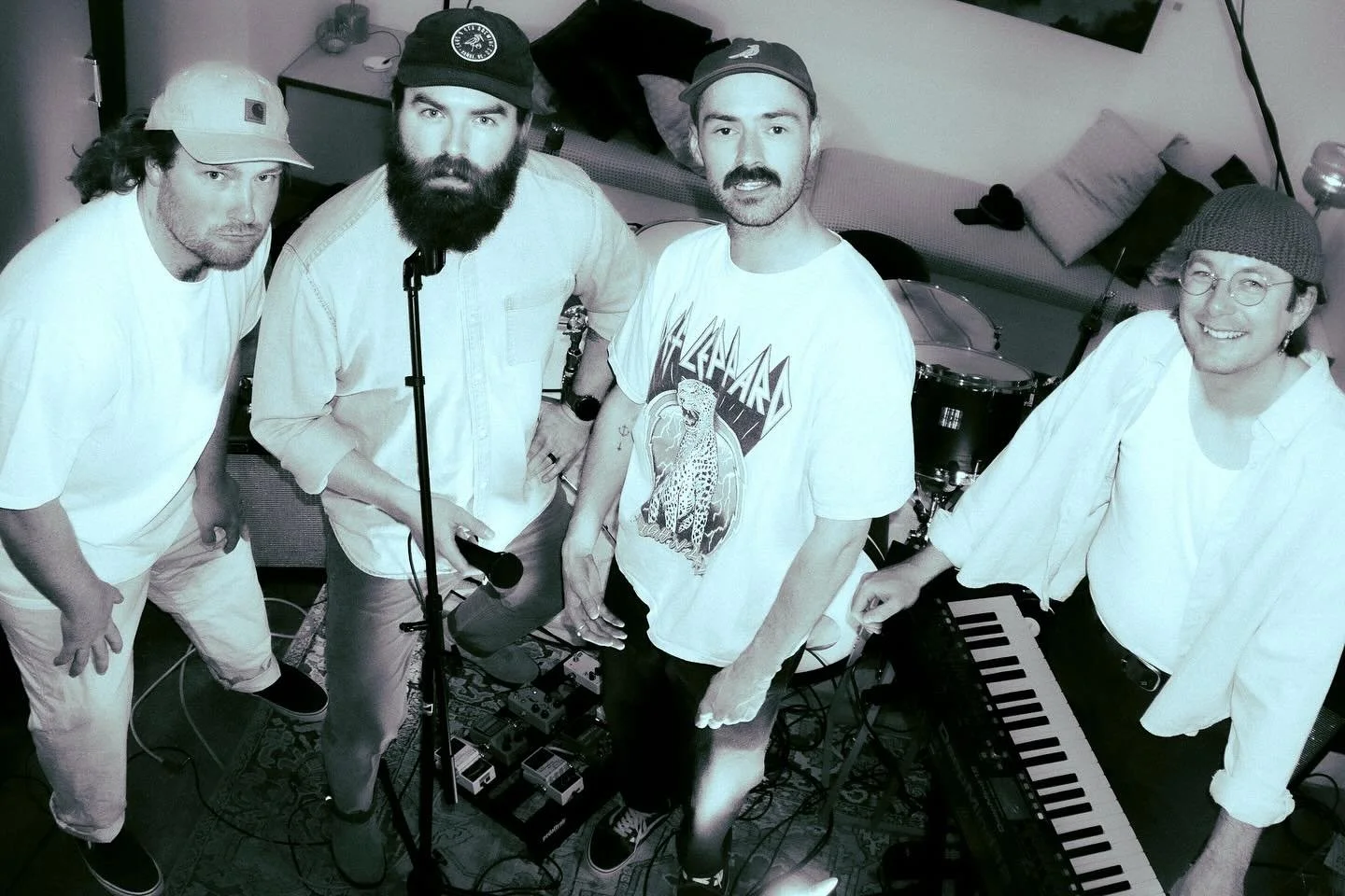 Look at these guys! Hey if you want to look at them more and in a less static format, you better come to @canmorefolkfest &lsquo;s Warm Up Feb 13 in downtown Canmore.
 BOOM, DO IT !!!!🤯💥

#indie #indiemusic #diymusic #band #canmorefolkfestival #liv