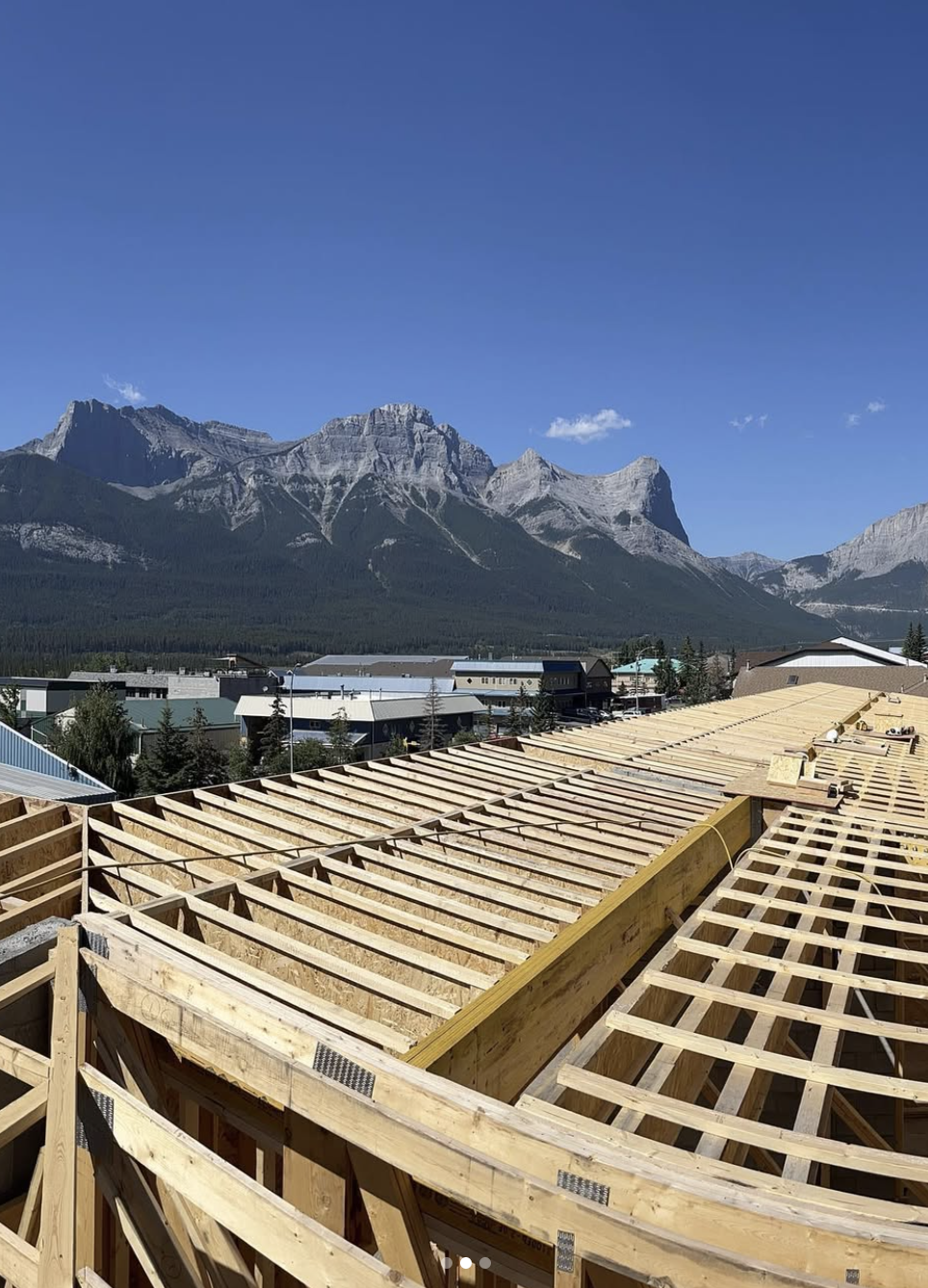 Canmore Framing Company. Framers in Canmore and the Bow Valley. 