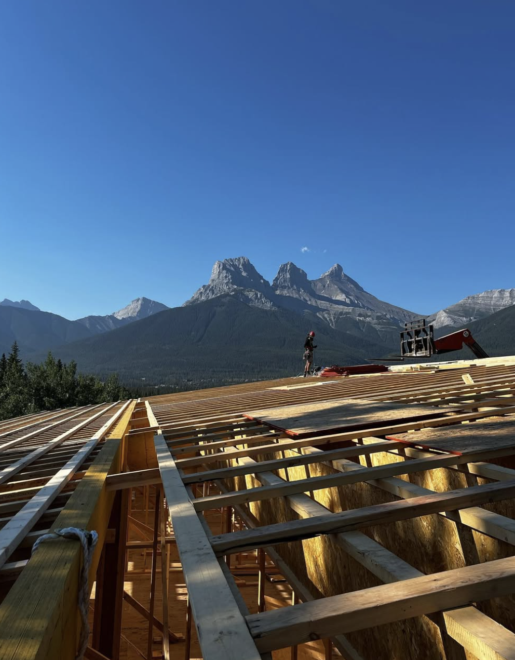 Canmore Framing Company. Framers in Canmore and the Bow Valley. 