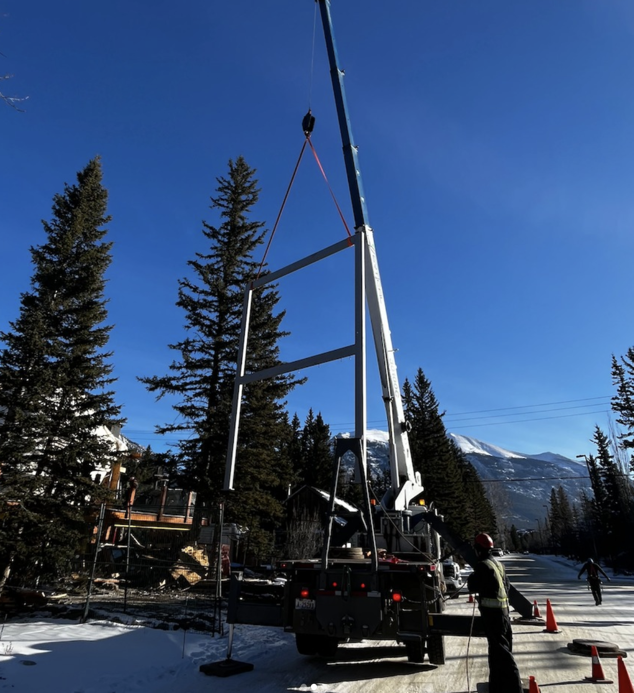 Canmore Framing Company. Framers in Canmore and the Bow Valley. 