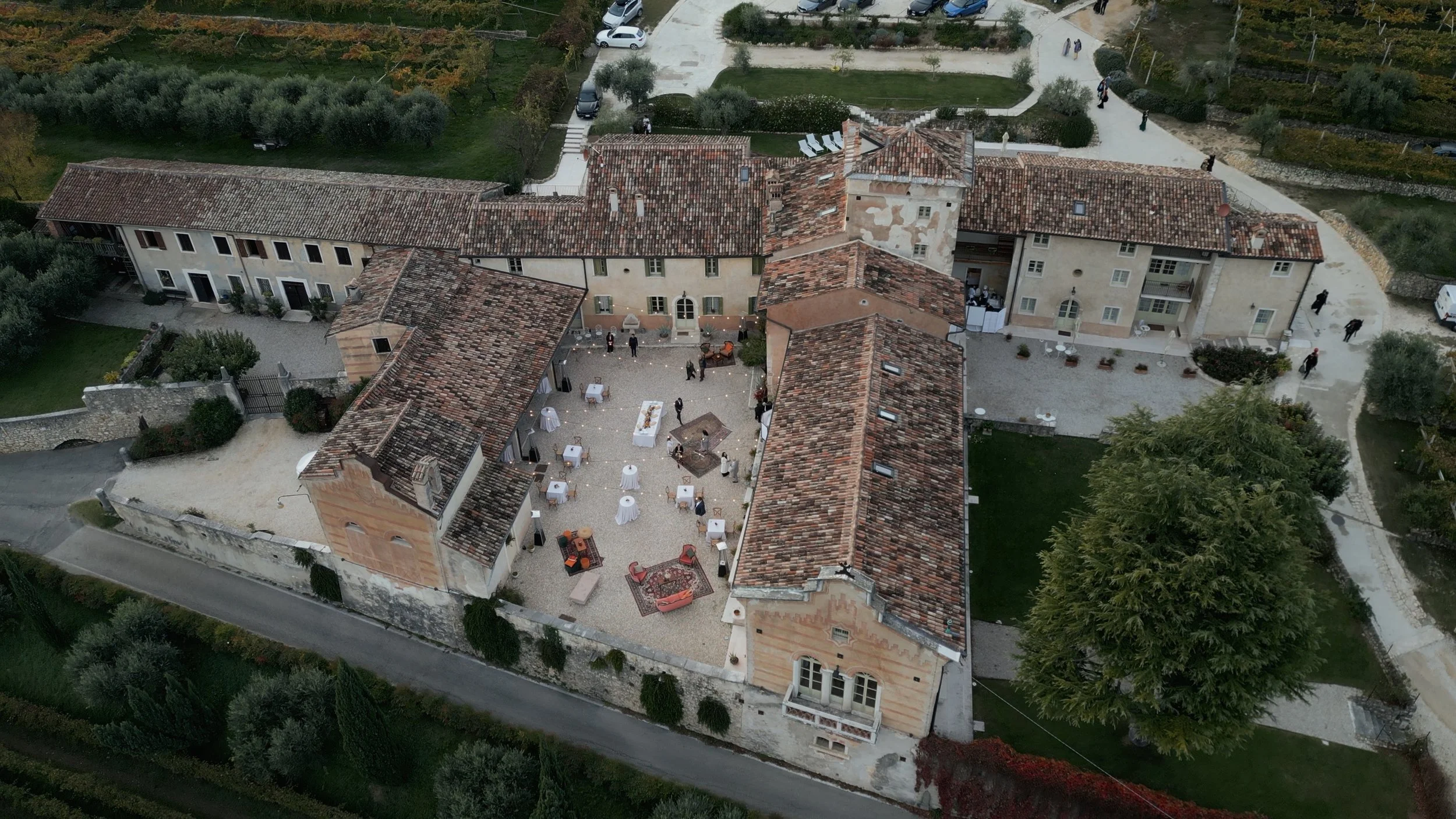 Henry and Zoe wedding at Palazzo Montanari in Valpolicella, Italy