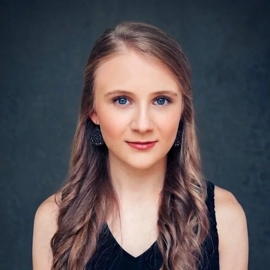 Anna Hallet Gutierrez