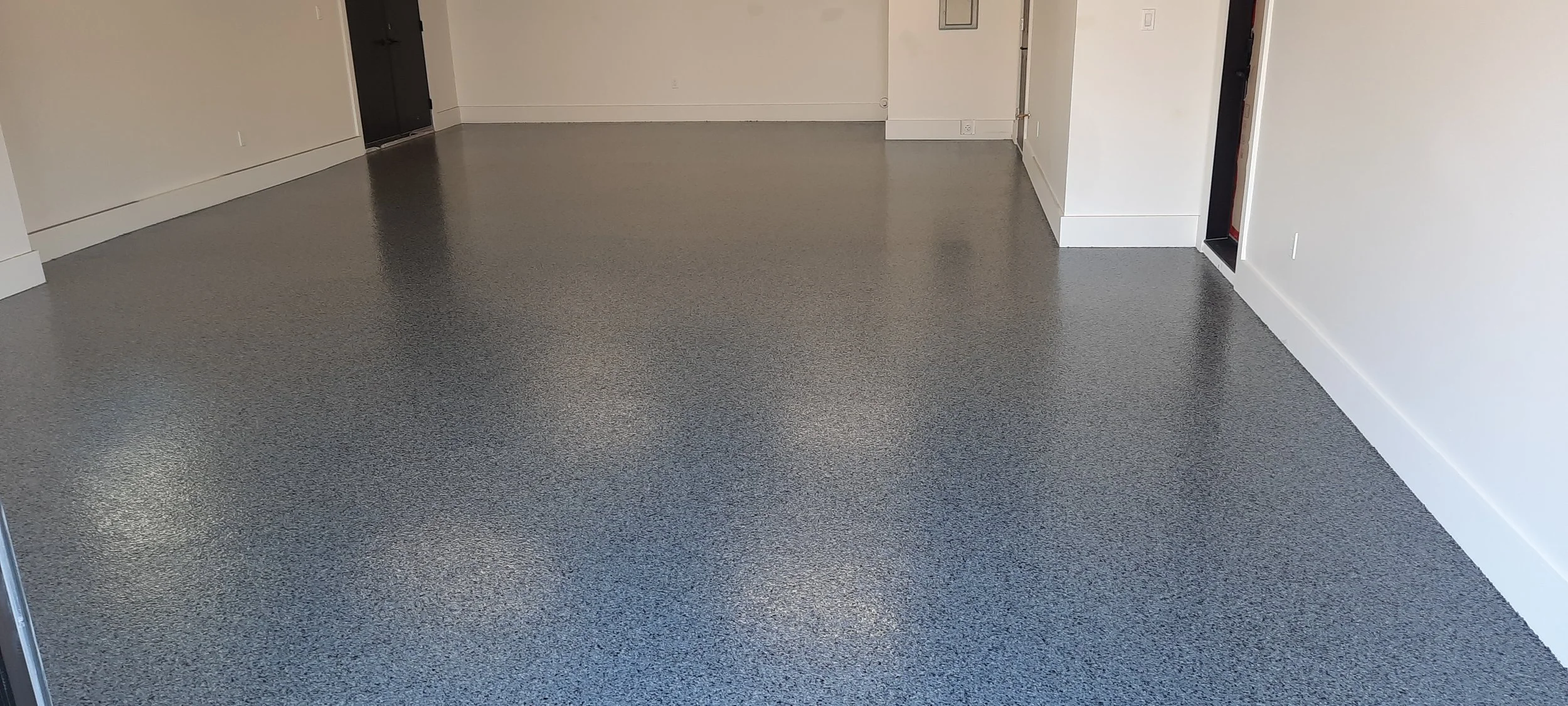 Full Flake Epoxy - Garage