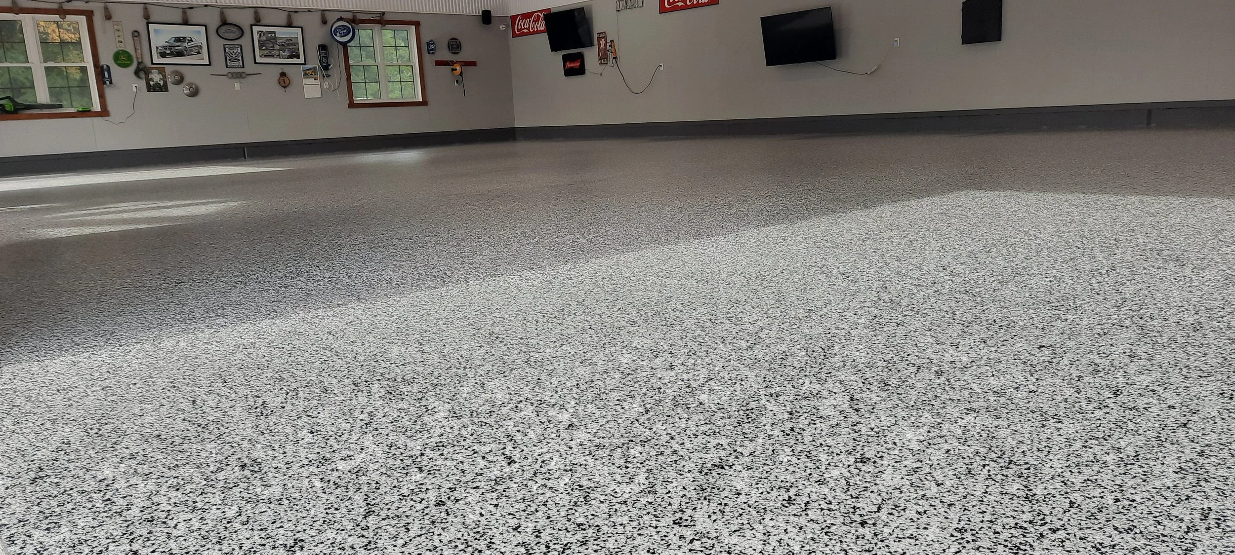 Full Flake Epoxy - Shop Floor