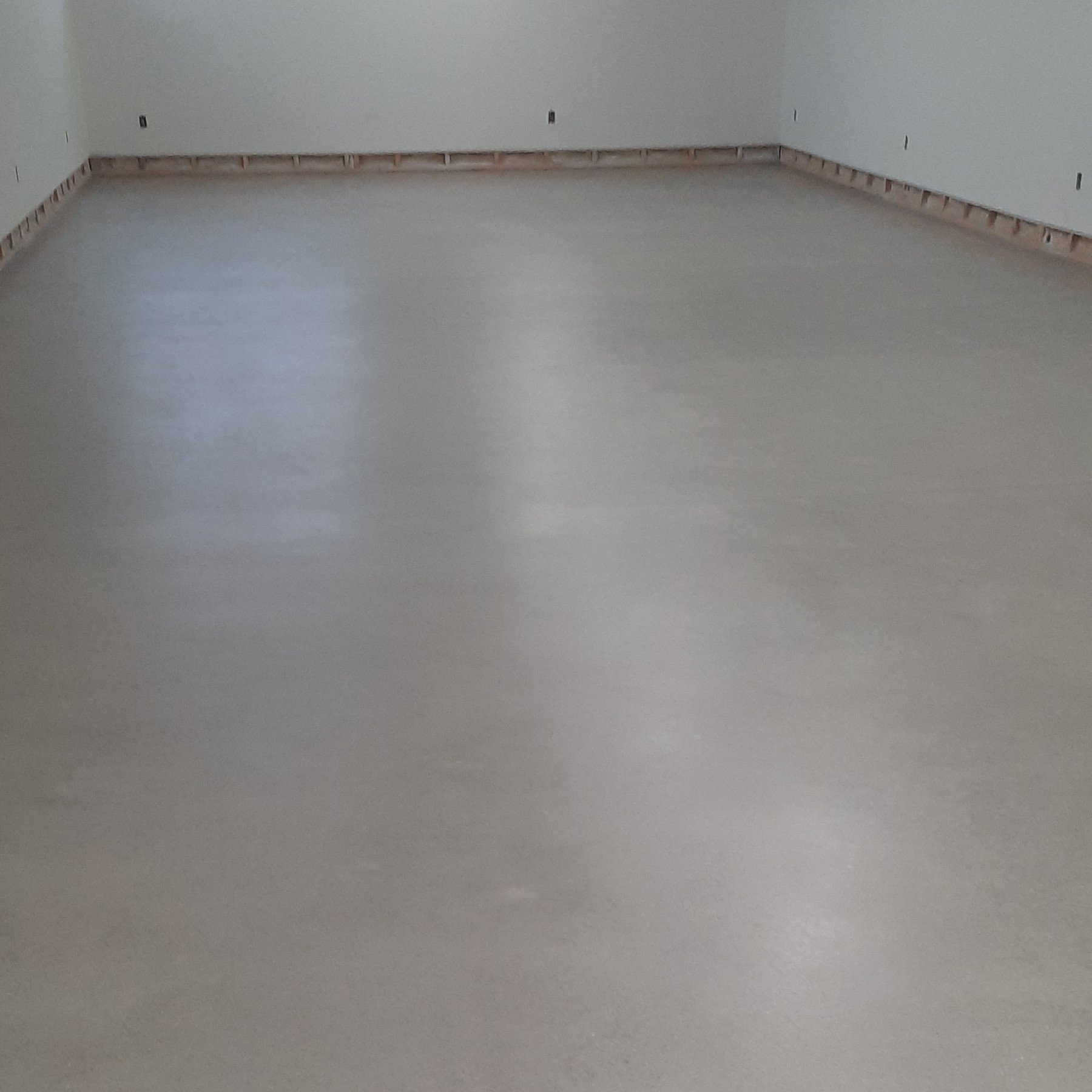 Satin Finish Epoxy - Basement 