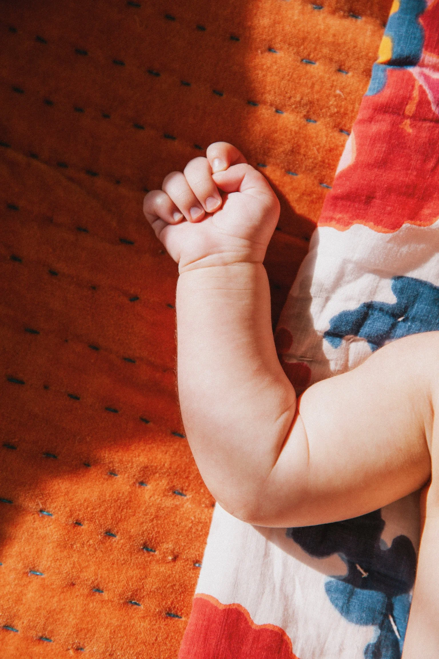  Family Photographer London Surrey Documentary Newborn Baby Daylight
