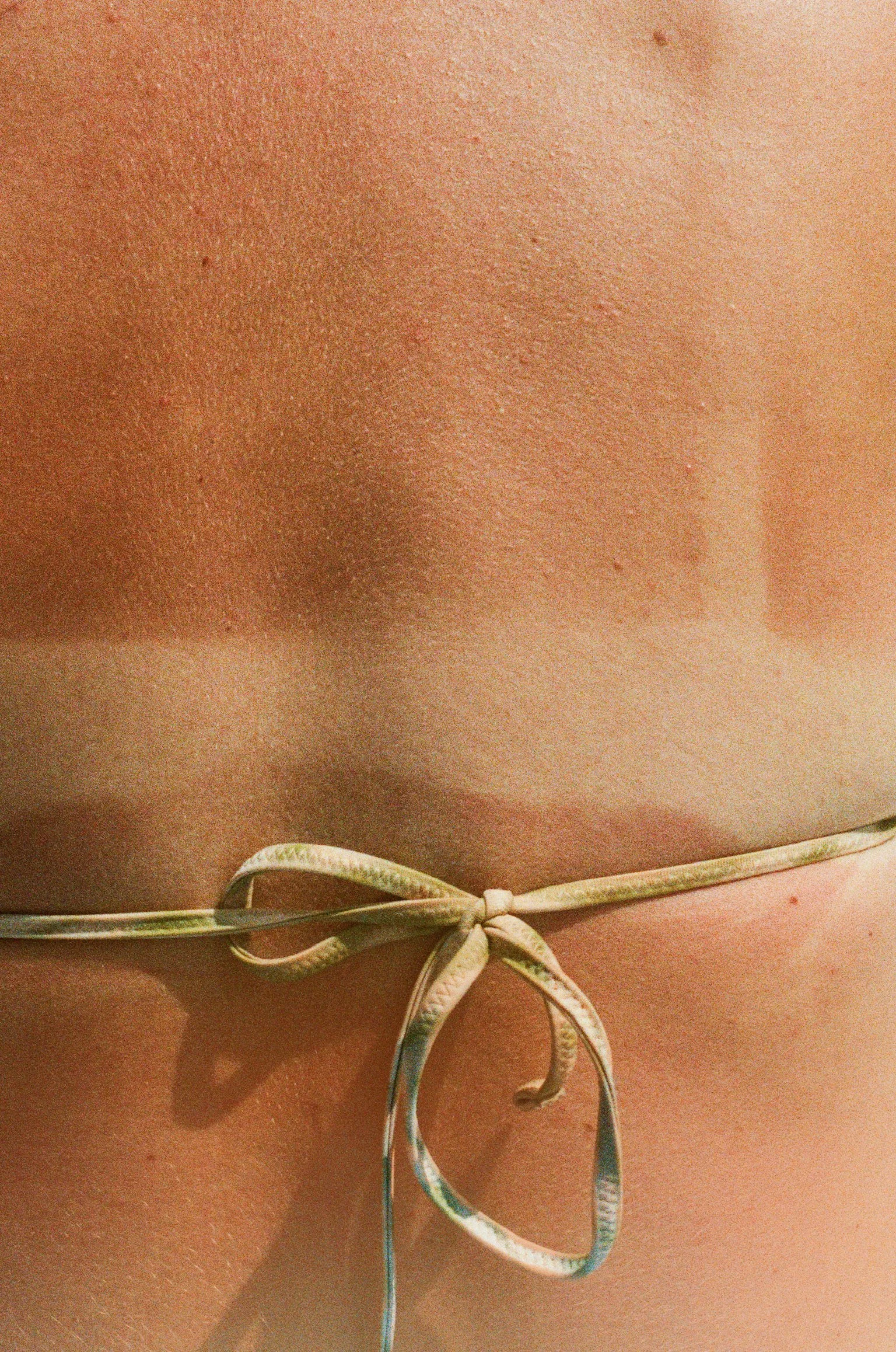 35mm Film, Analogue, Photographer, Reportage,, Beach, Sea, Swimming, Bikini, Asia