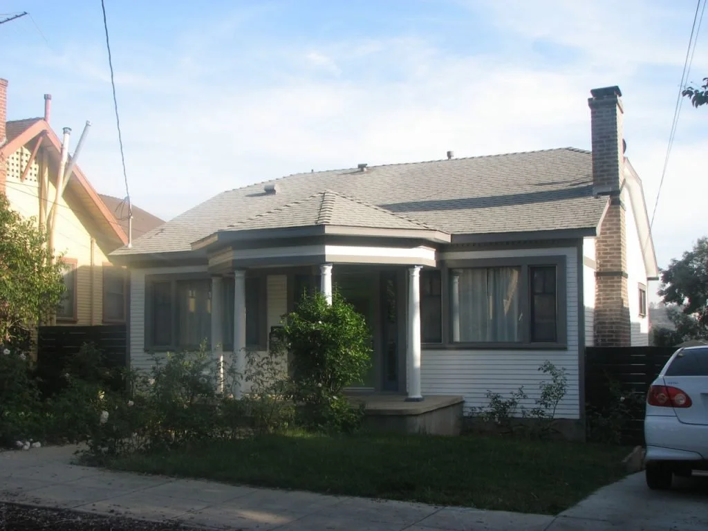 The restoration of this 1921 cottage at 5928 Terrace Drive turned a dilapidated structure into a preservationist’s delight. The colonial influenced residence features a protruding classical front porch highlighted by four Tuscan columns. The original