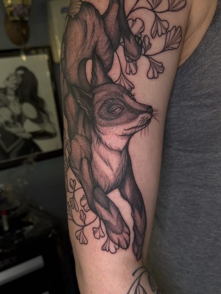 The cutest lil fox for @evergreen.hygge ! Thanks for the trust! Can&rsquo;t wait to finish your sleeve 🖤

Dm me to book! 

#tattoos #tattooartists #femaletattooartists