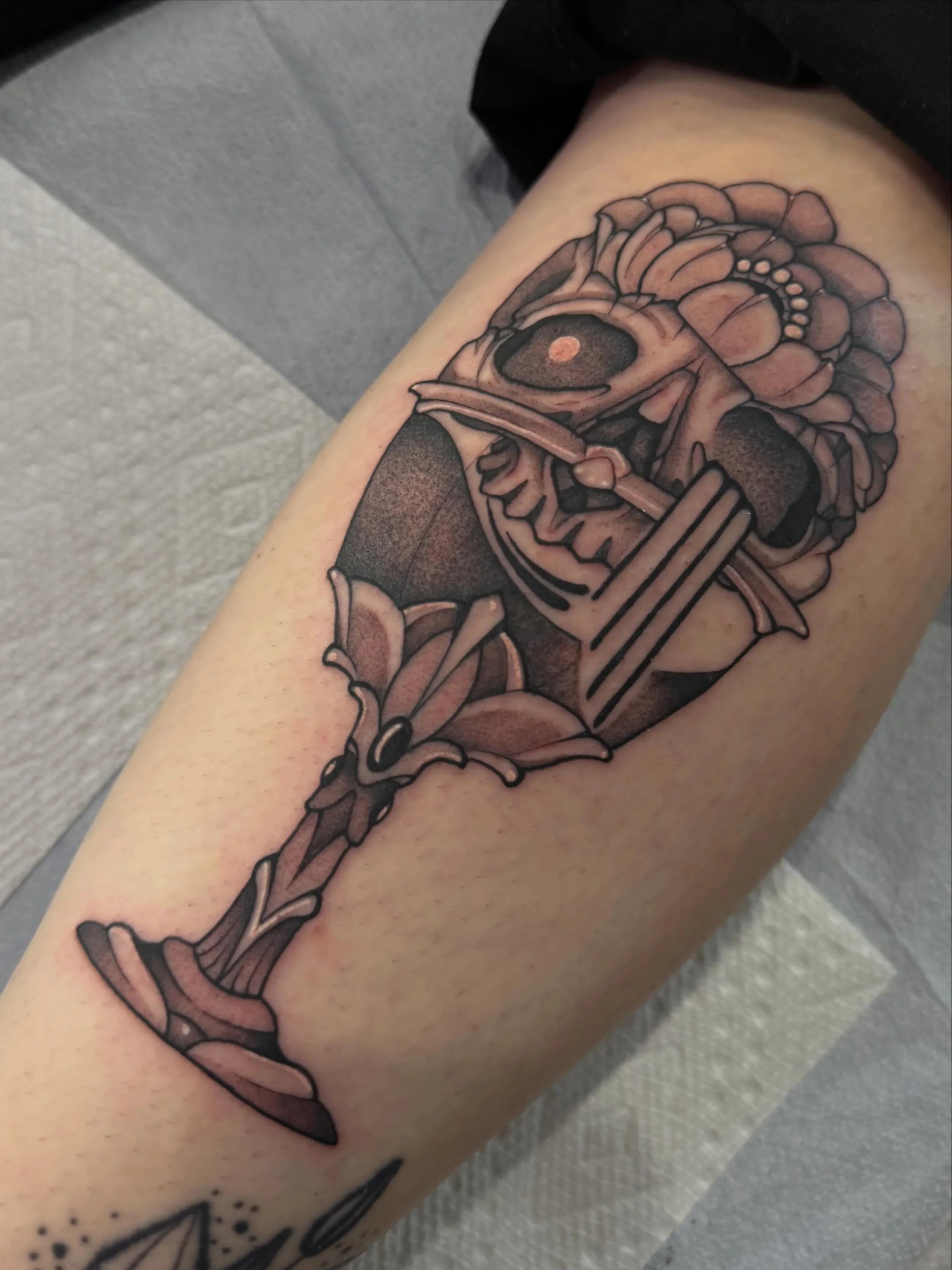Thanks for grabbing this piece @mtnsouled !

#tattoos #tattooartists #femaletattooartists #blackandgreytattoo #tattoodesign