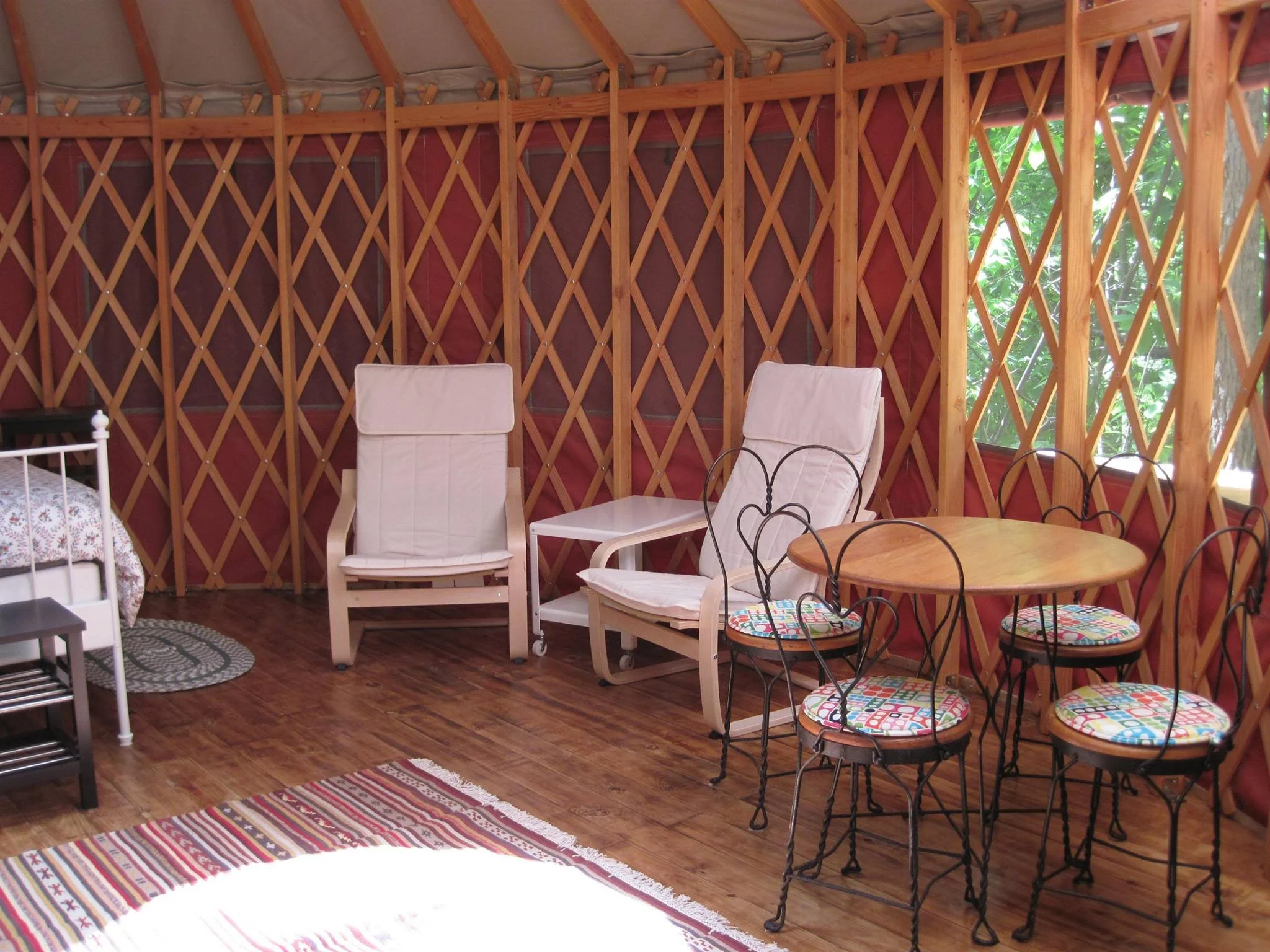 New Yurt Interior 1.jpg (Copy)