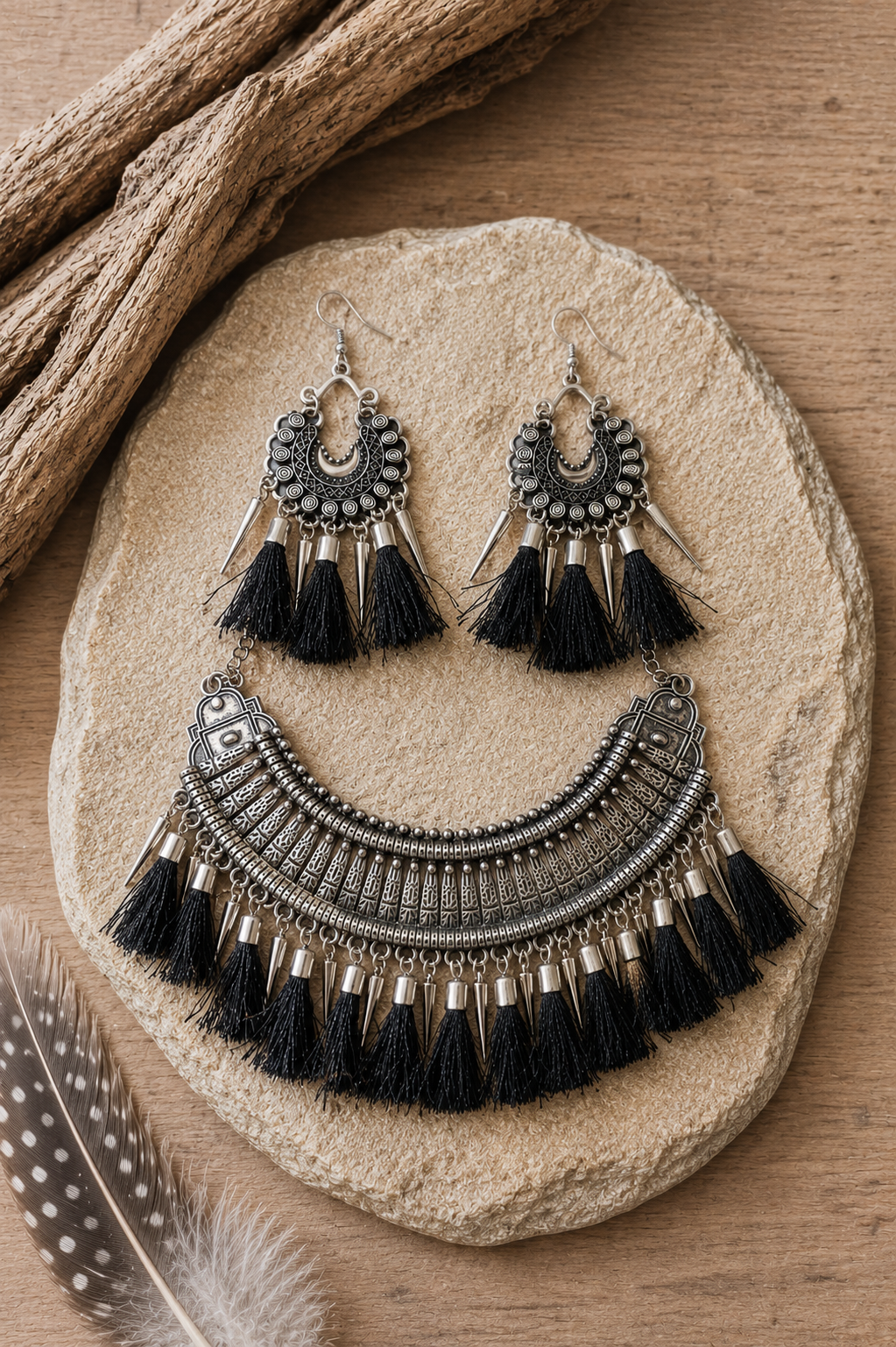 Conjunto Collar y Pendiente con Flecos