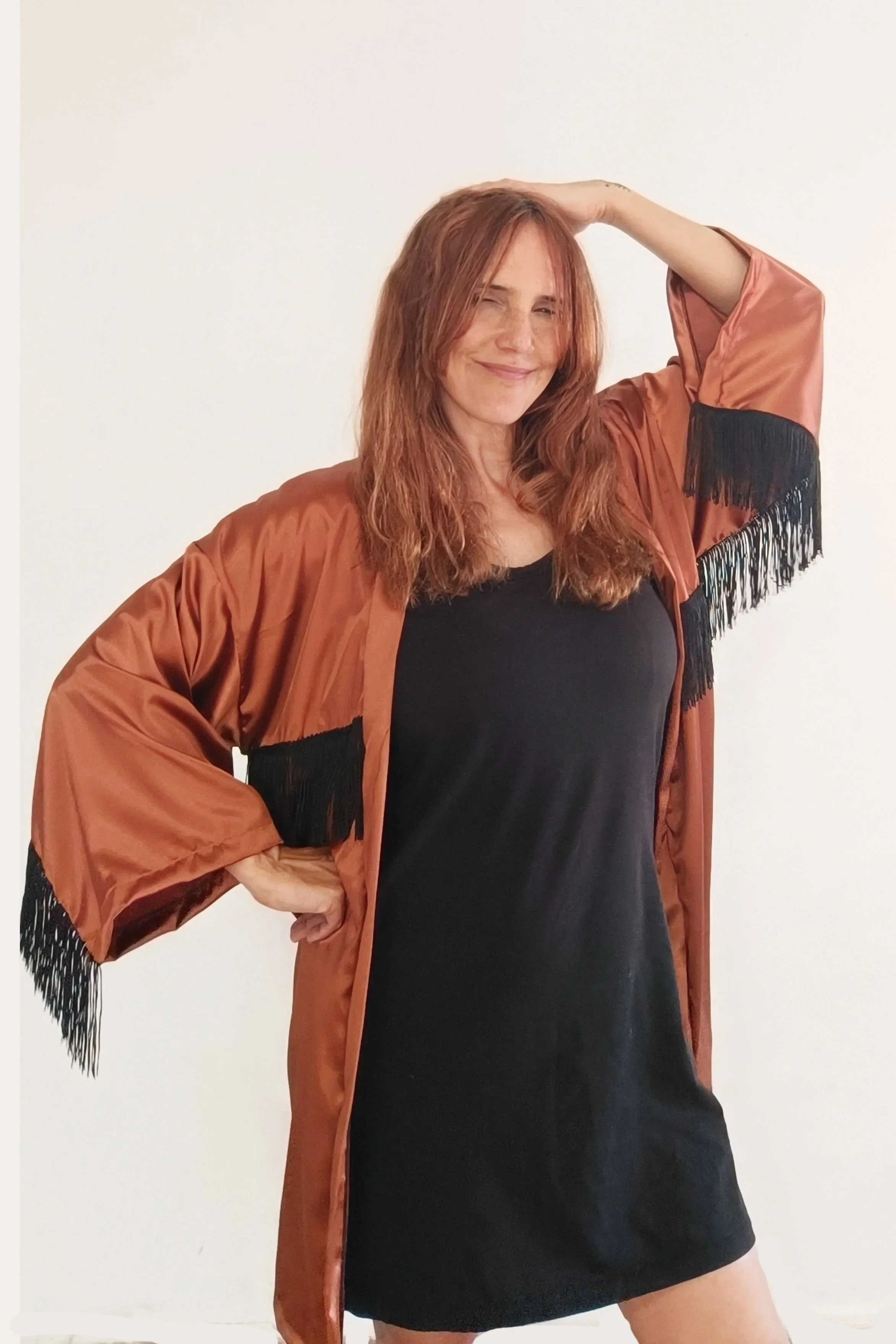 Kimono Satinado Cobre con Flecos