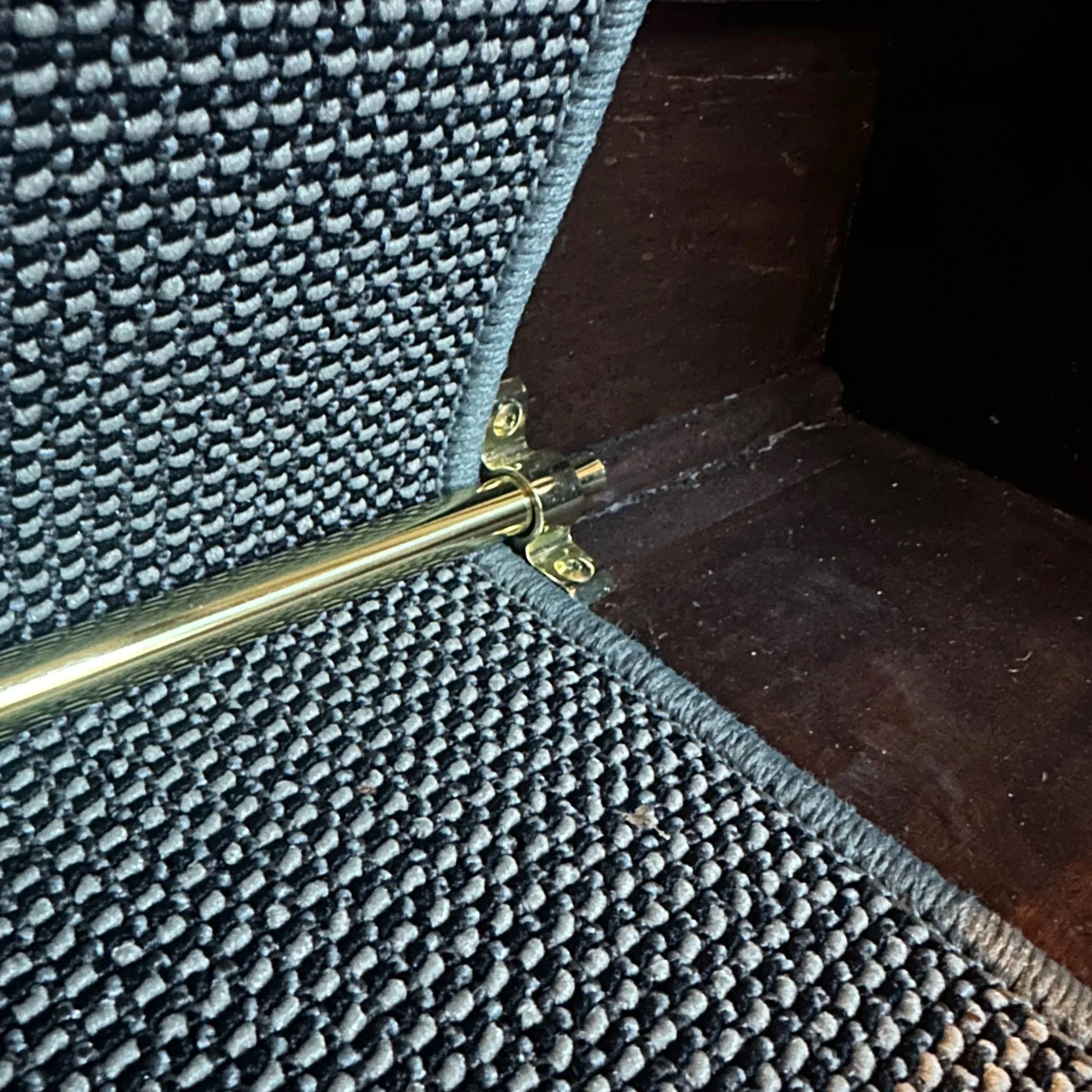 Teppichläufer mit Messingstangen