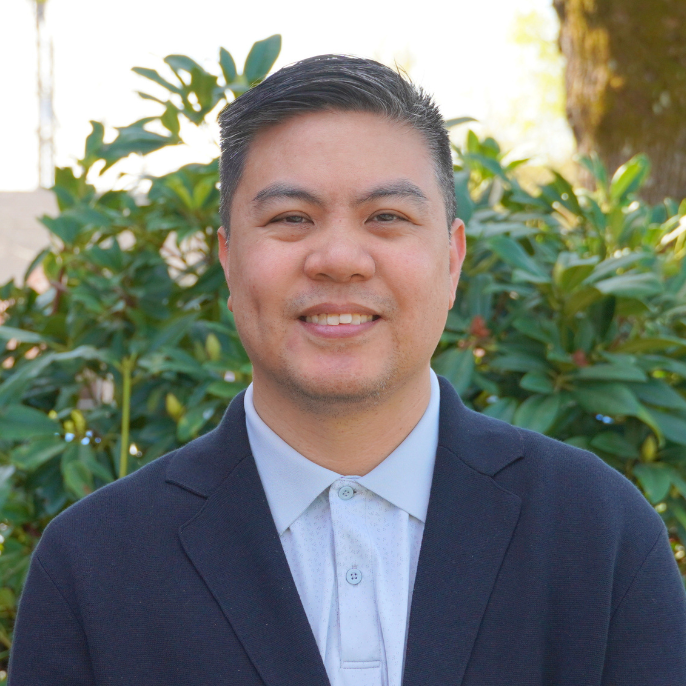 the logo for Salem Alliance. A black circle with a white star in the middle