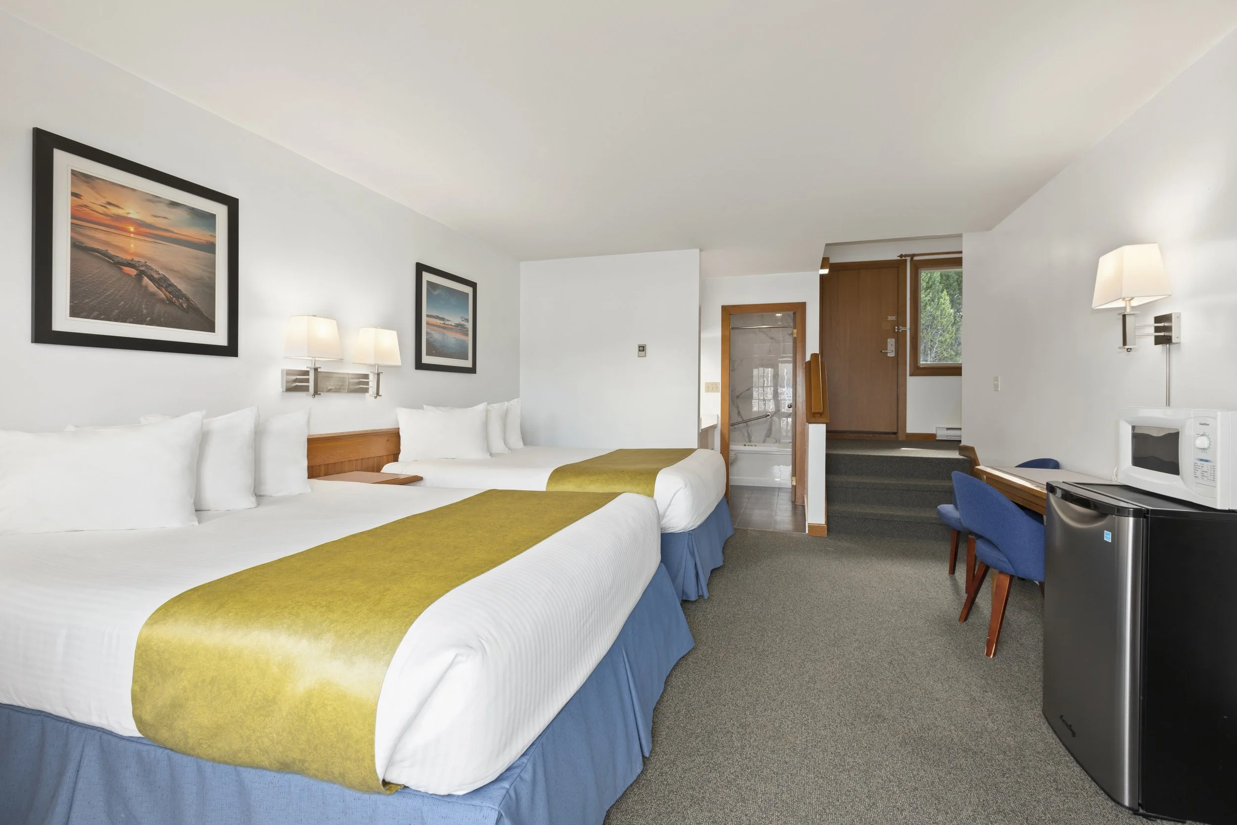 CPL_Two Queen Room_3.jpg