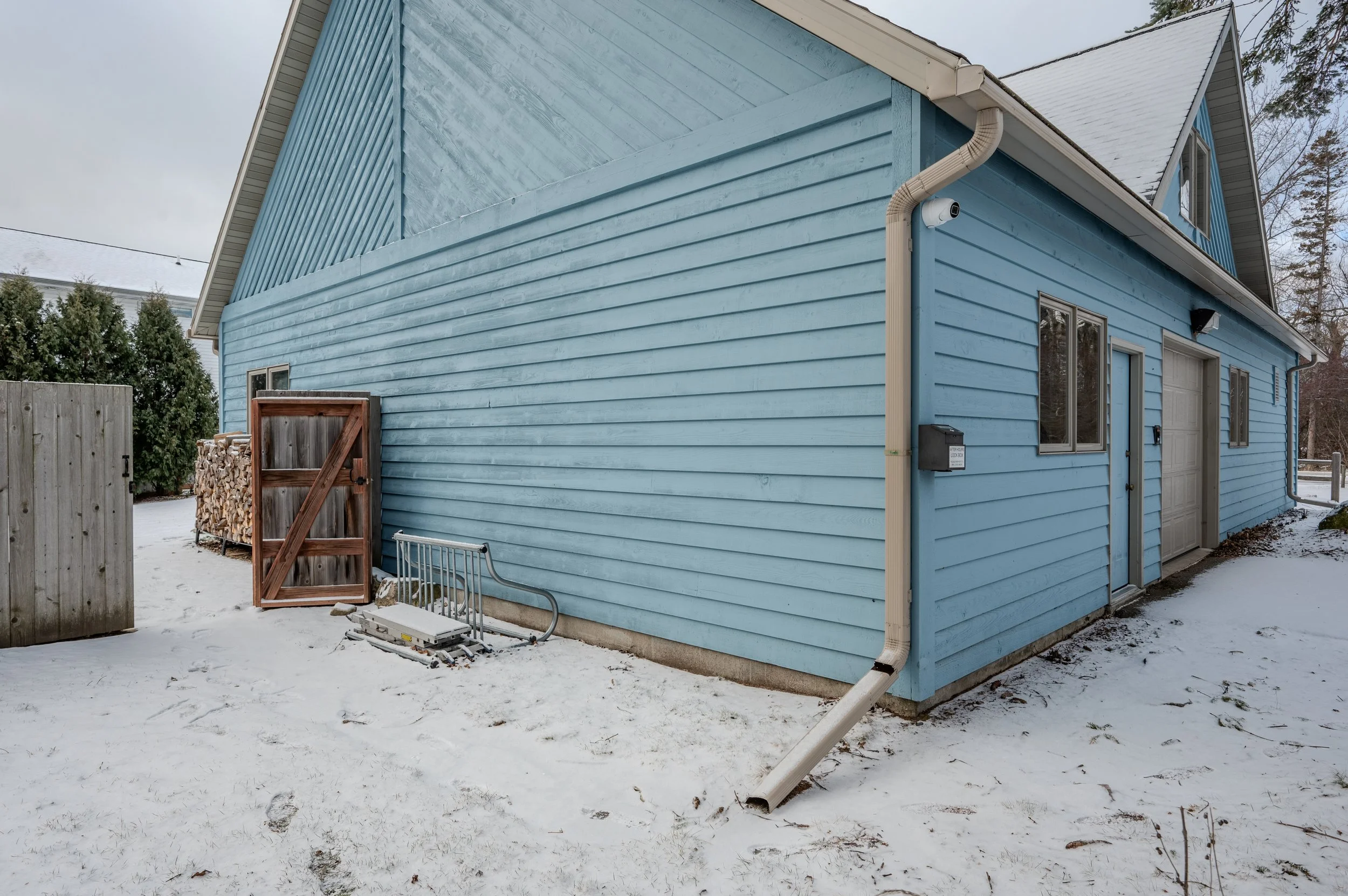 Edge of Park Rental Unit-3.jpg