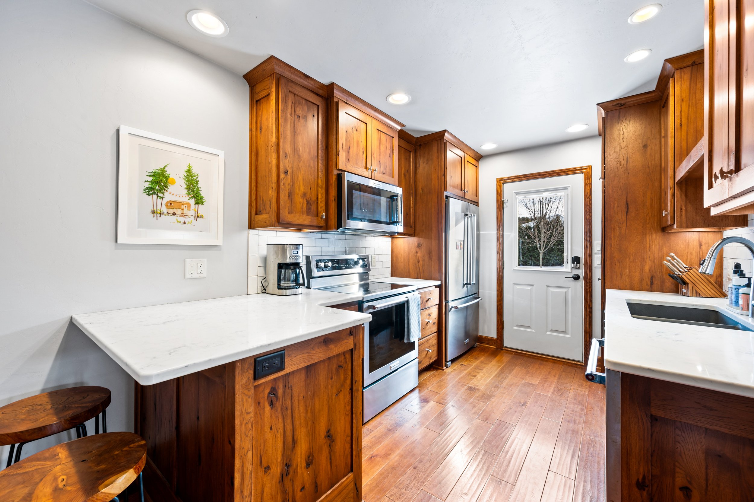 Edge of Park Rental Unit-8.jpg