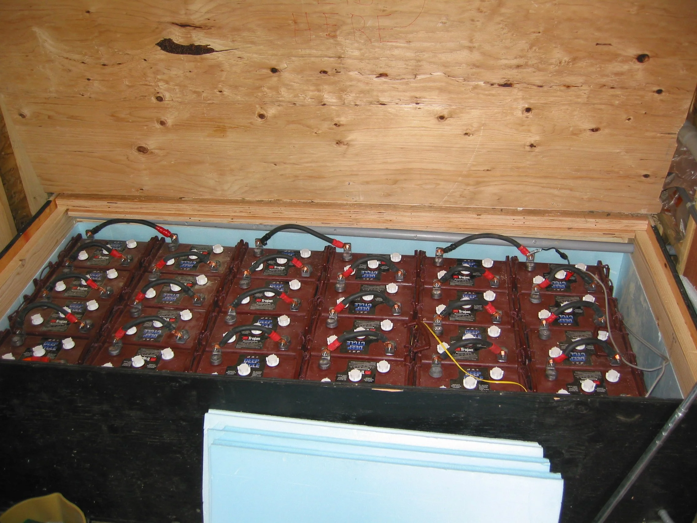 24x L16 Deep Cycle Lead-Acid Batteries for Off-Grid Residential