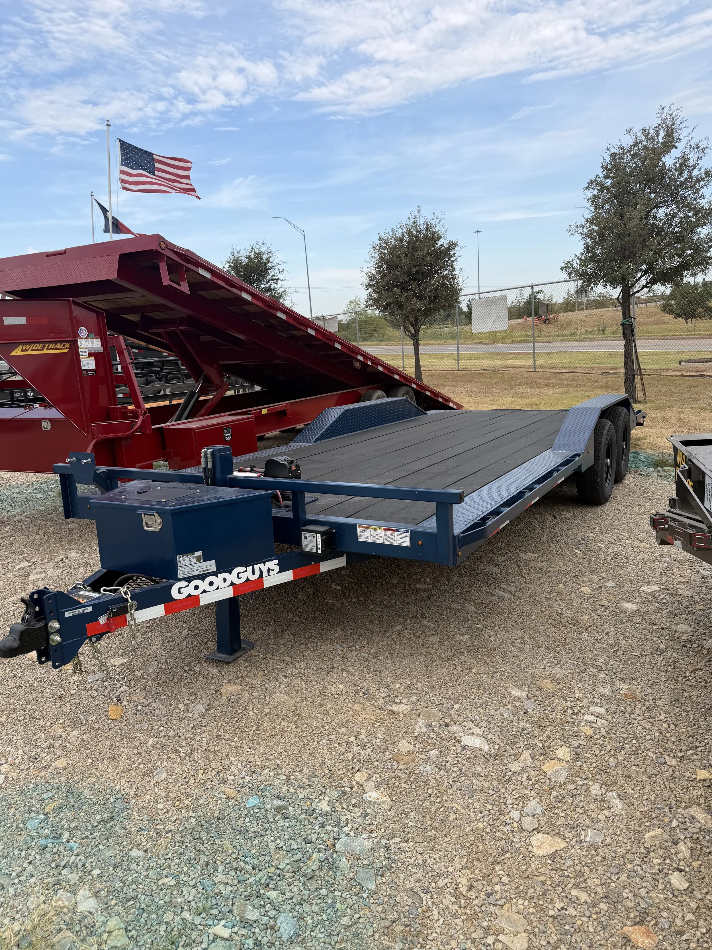 2026 20' Car Tailer W/Winch Hyd Jack... LOADED,LOADED,LOADED!!!!!!