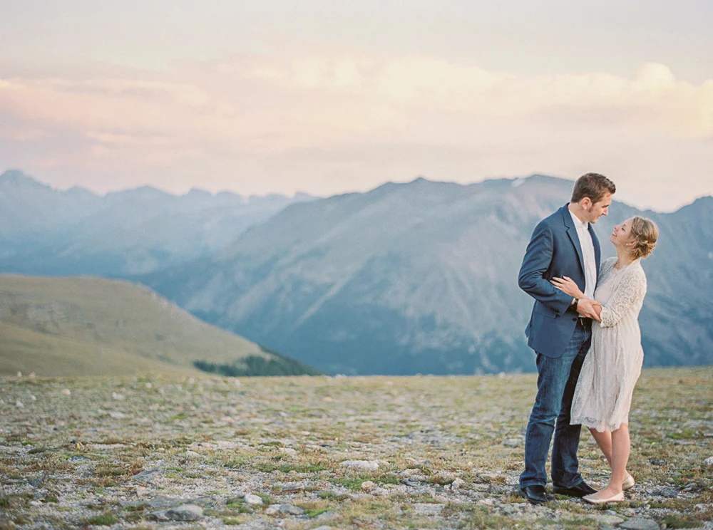 photographer_wedding_rocky_mountains_film.jpg