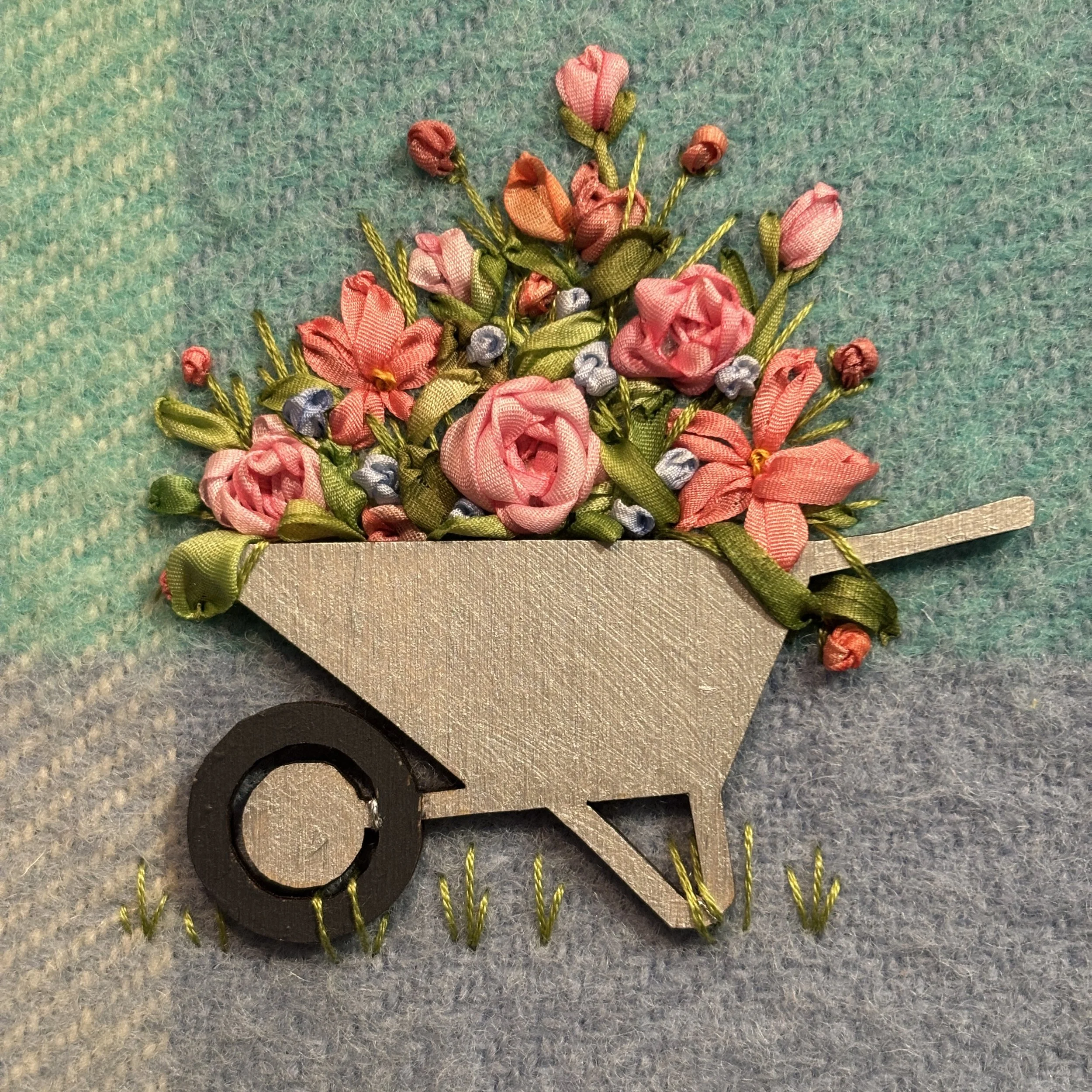 24 APR - 26 JUN Embroidery Fridays 10wks  Zoë