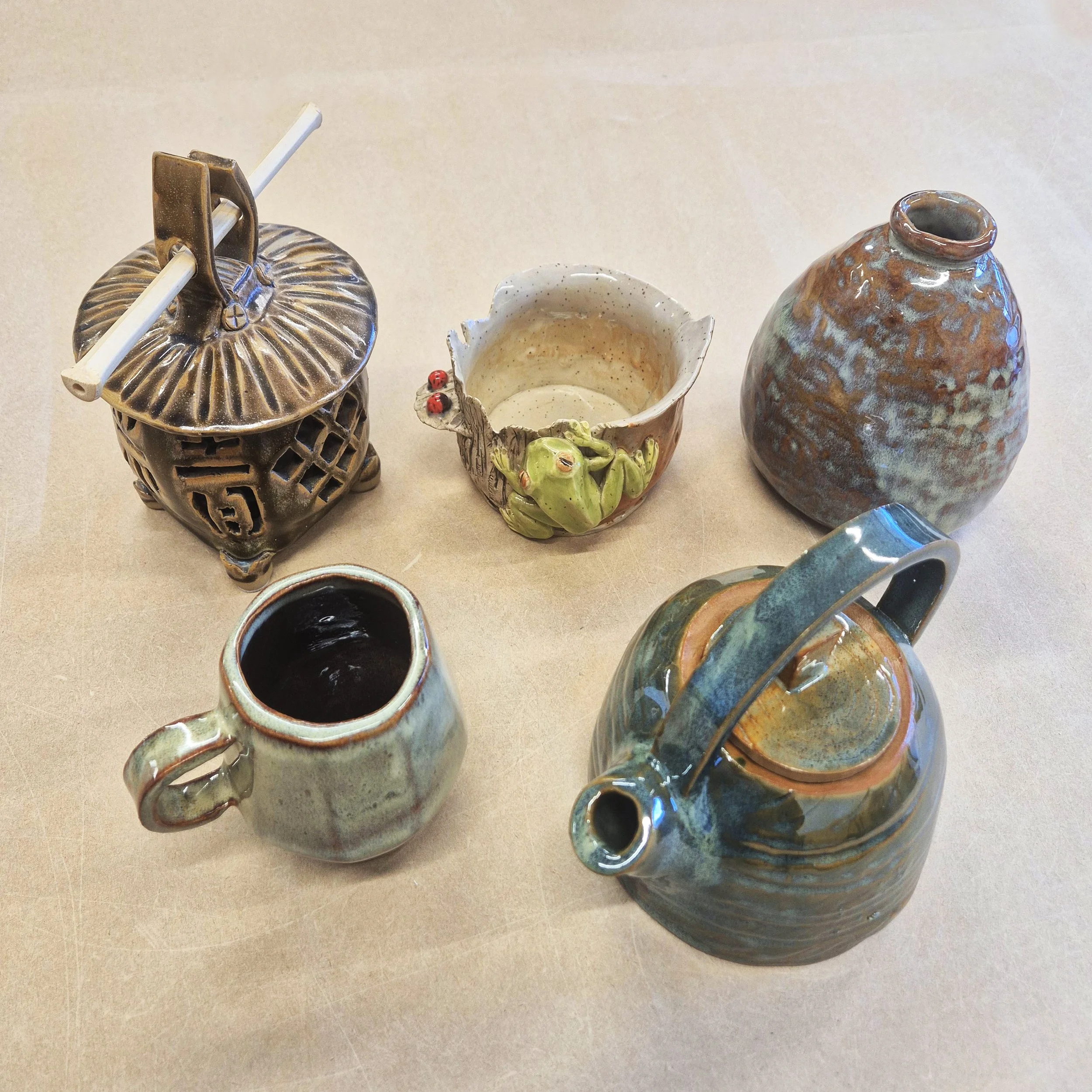 31 AUG - 28 SEP Pottery Monday Evenings (Intermediate)