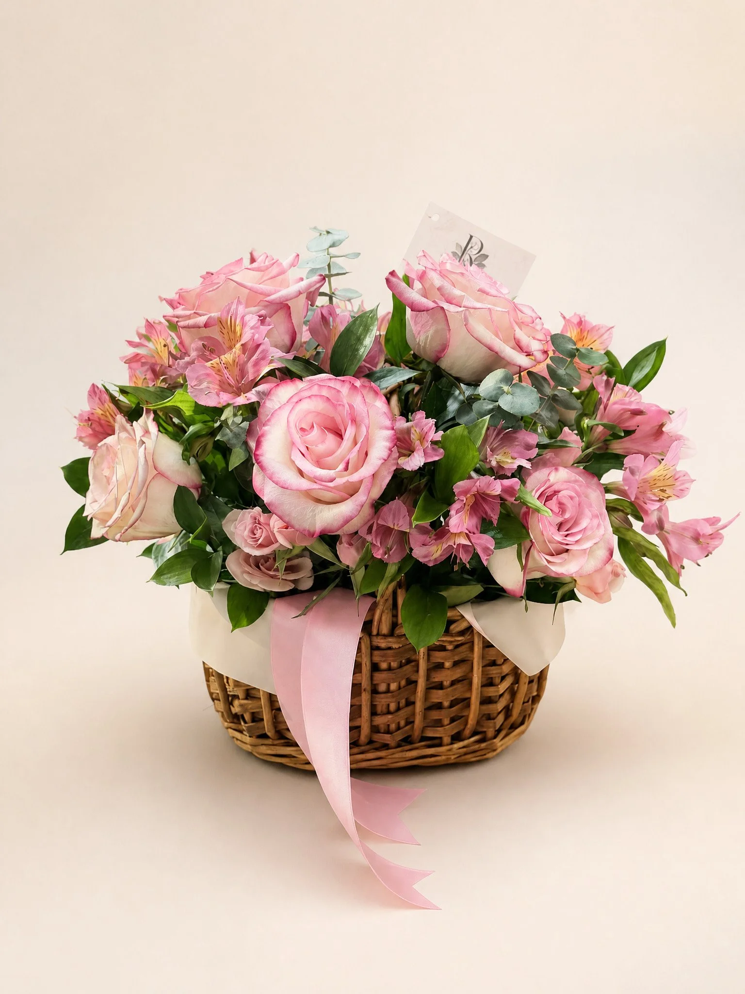 Blush Basket