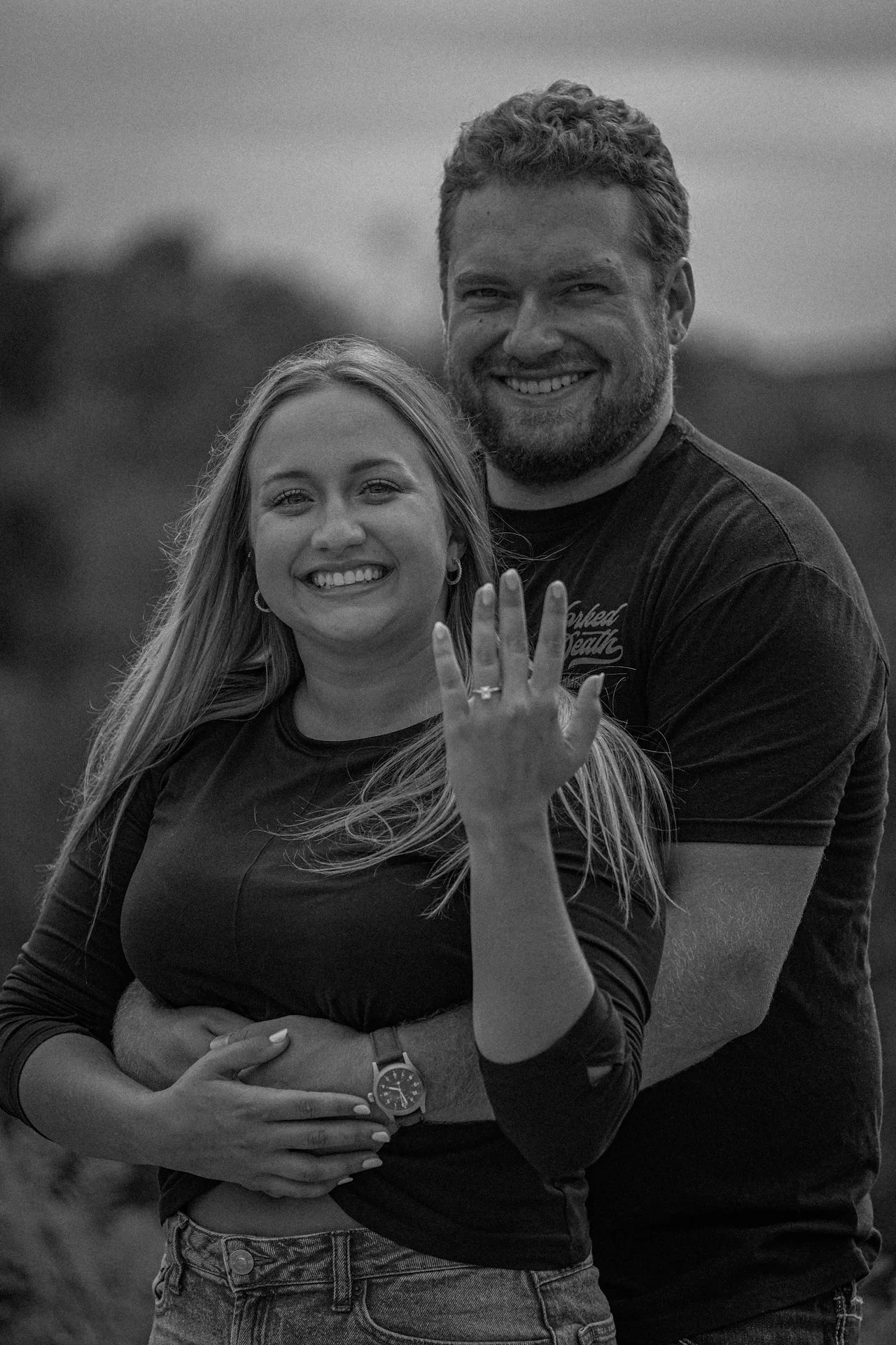 Engagement Photos (09_09_23)-041.jpg