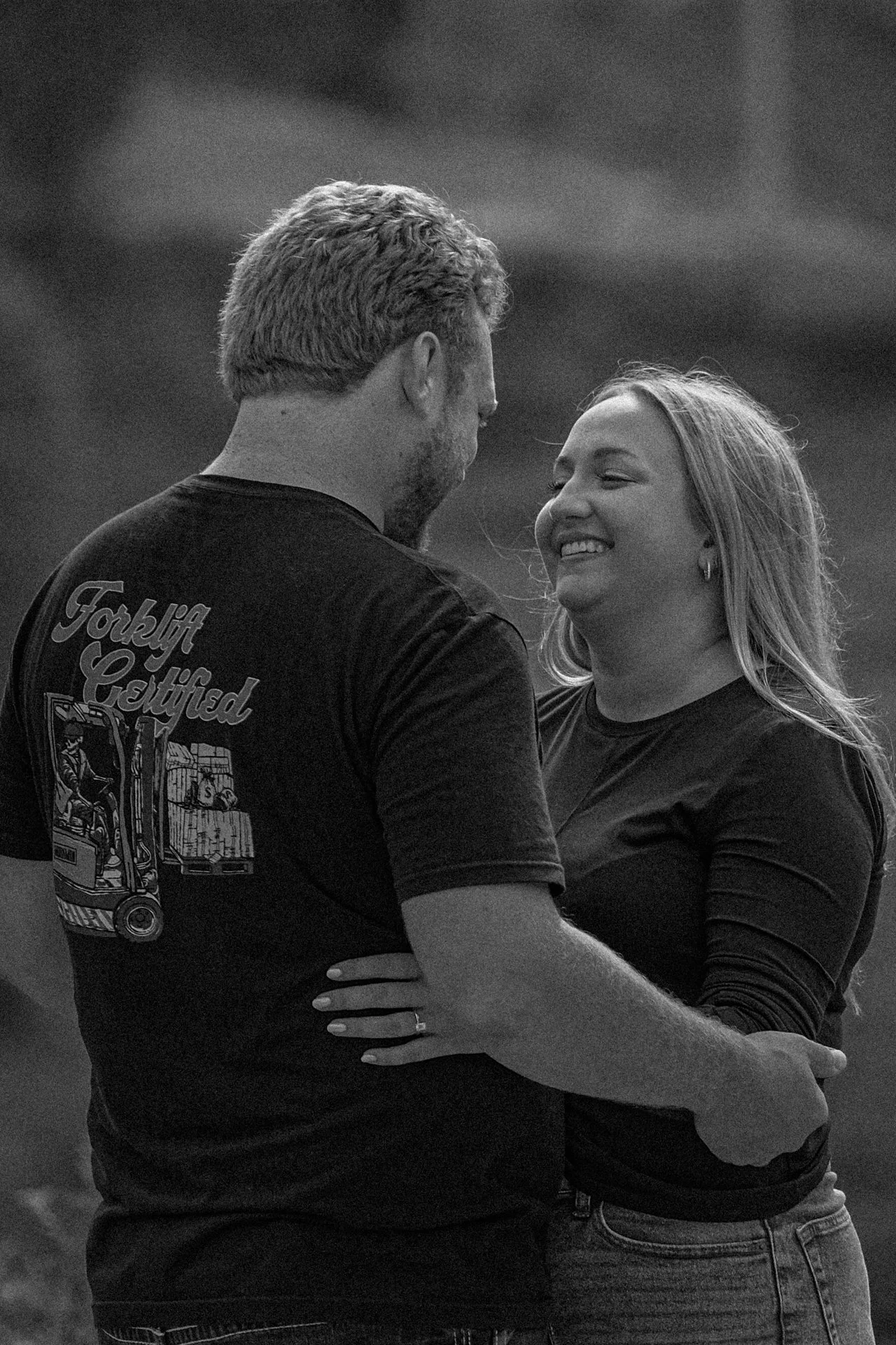 Engagement Photos (09_09_23)-047.jpg