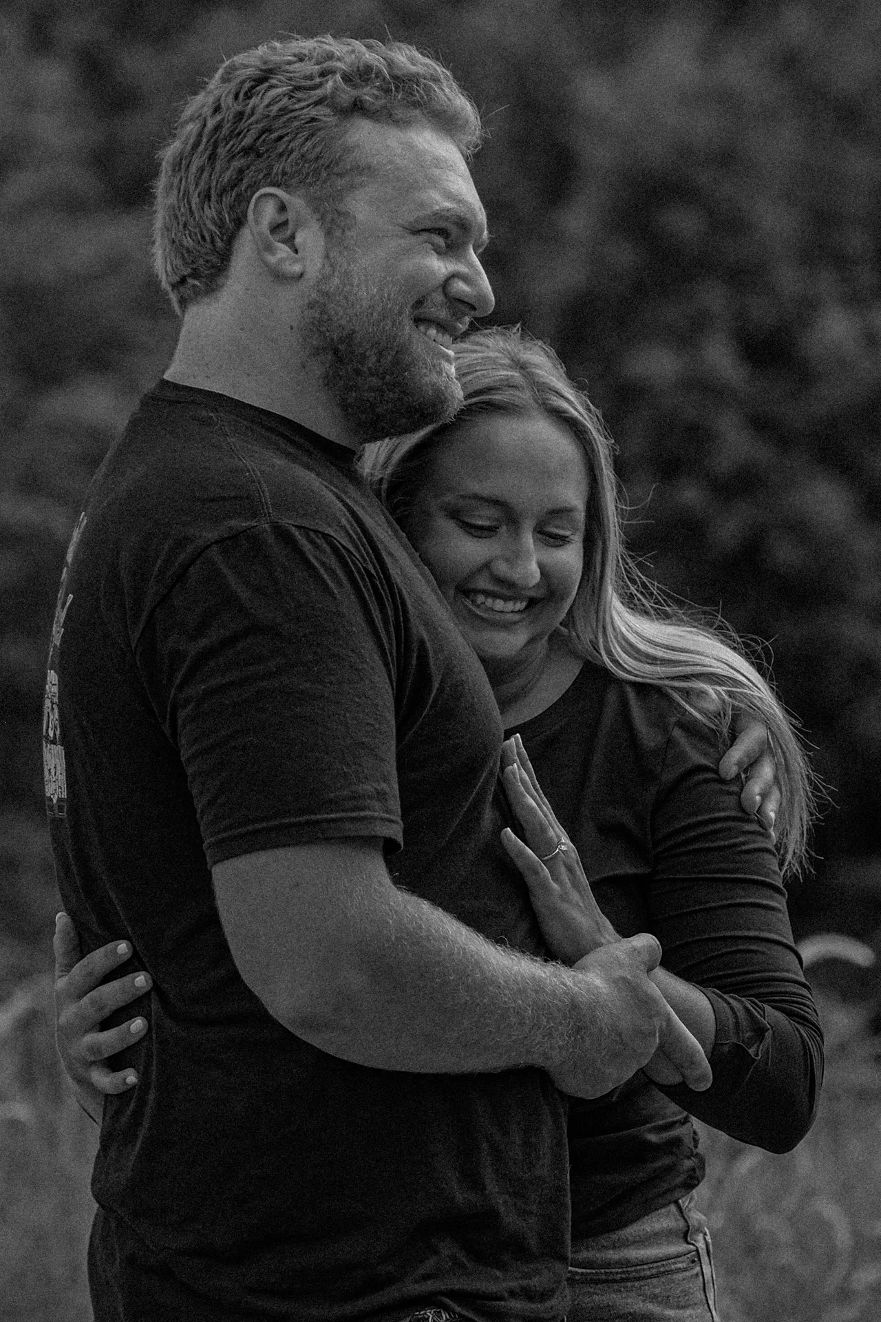 Engagement Photos (09_09_23)-053.jpg