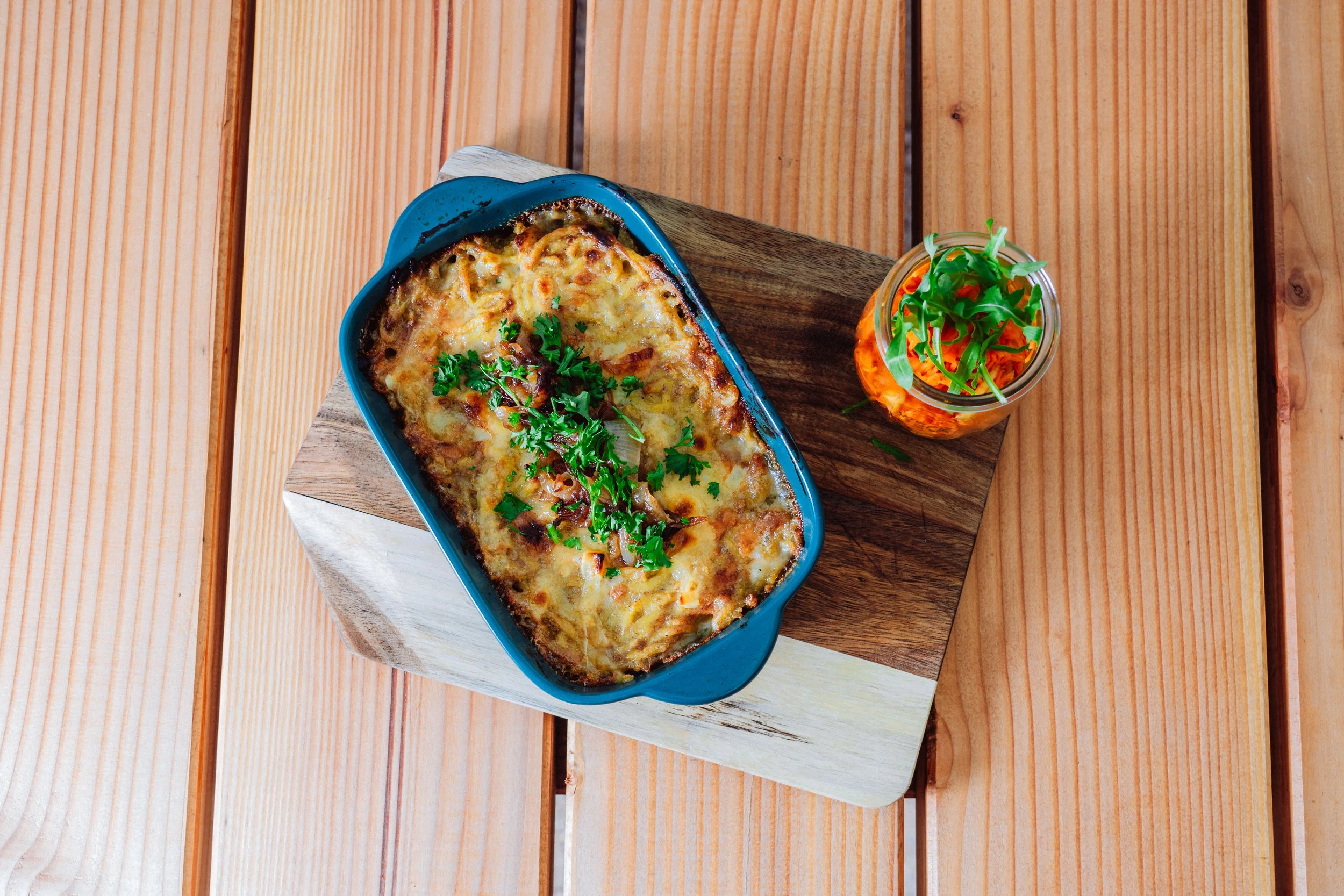 selbstgemachte-kaesespaetzle-an-der-glasmaennle-huette-in-baiersbronn