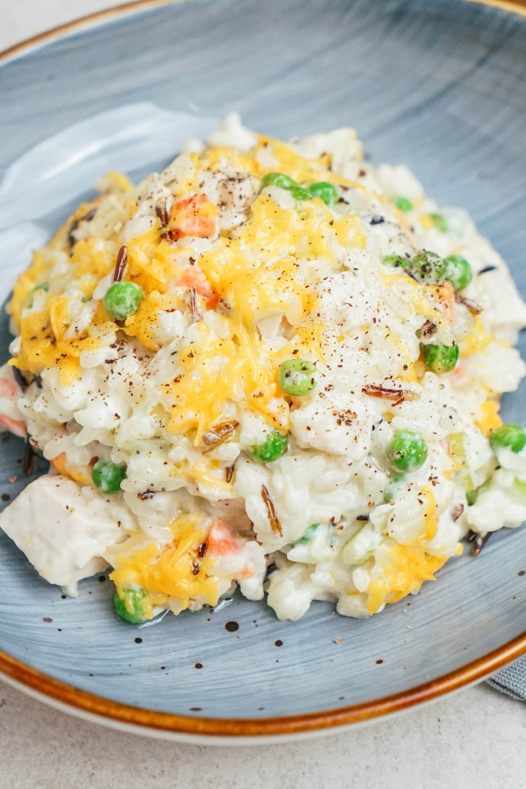 CREAMY CHICKEN, VEGGIE AND RICE CASSEROLE