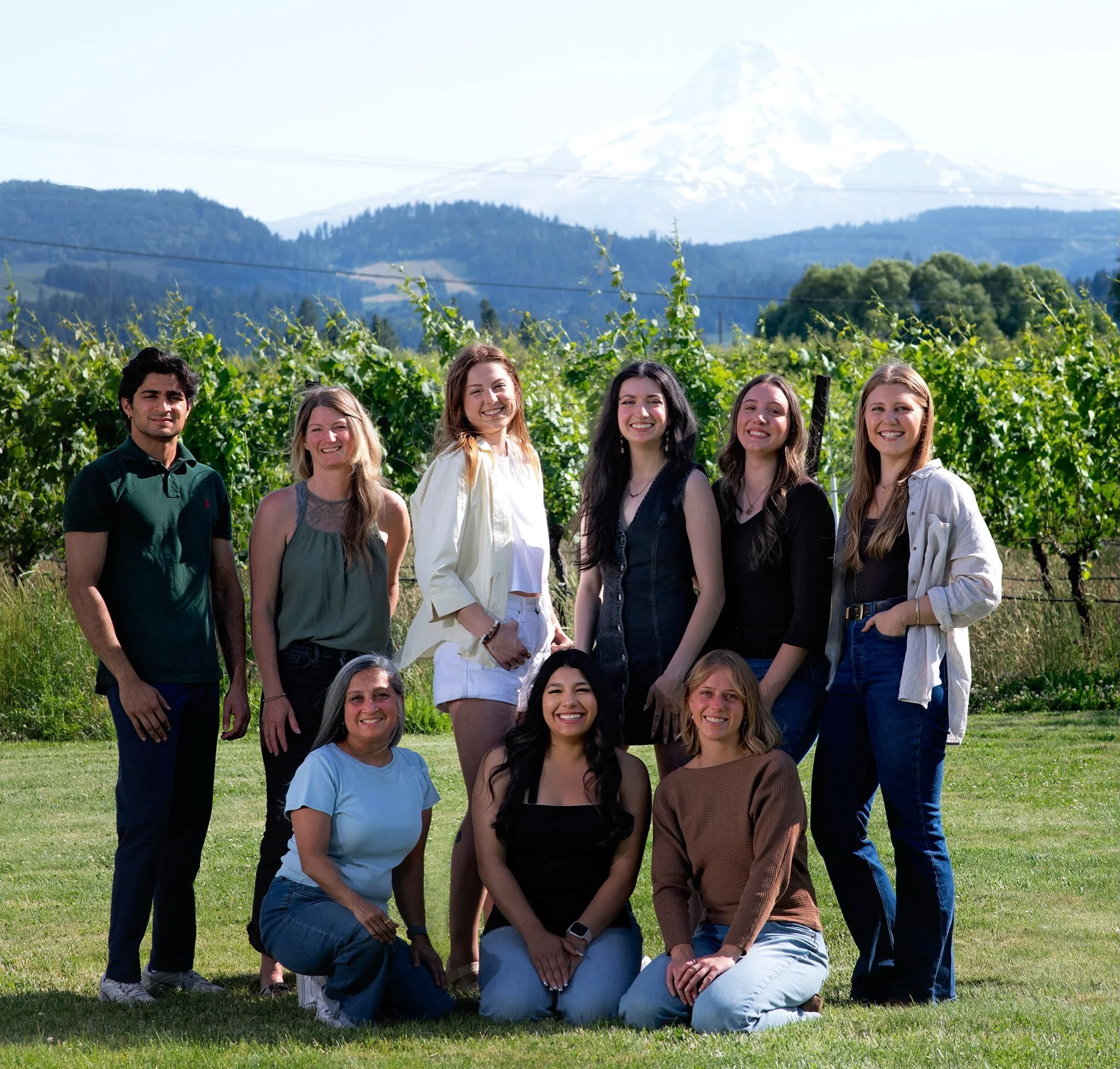 Love this team &hearts;️ we&rsquo;re incredibly grateful for each of them, and for all of you who continue to visit, support, and make Mt. Hood Winery such a special place ✨